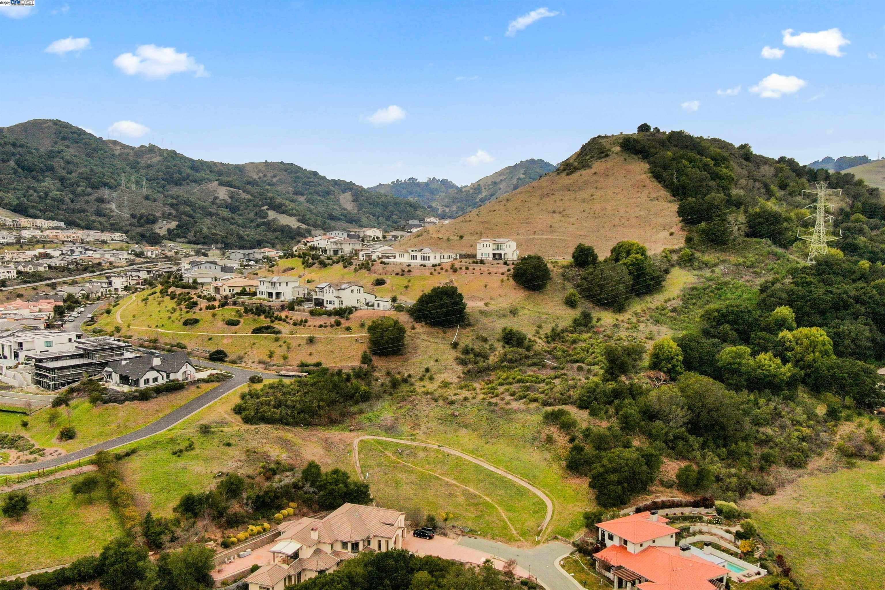 Detail Gallery Image 49 of 55 For 20 Oak Ct, Orinda,  CA 94563 - – Beds | – Baths