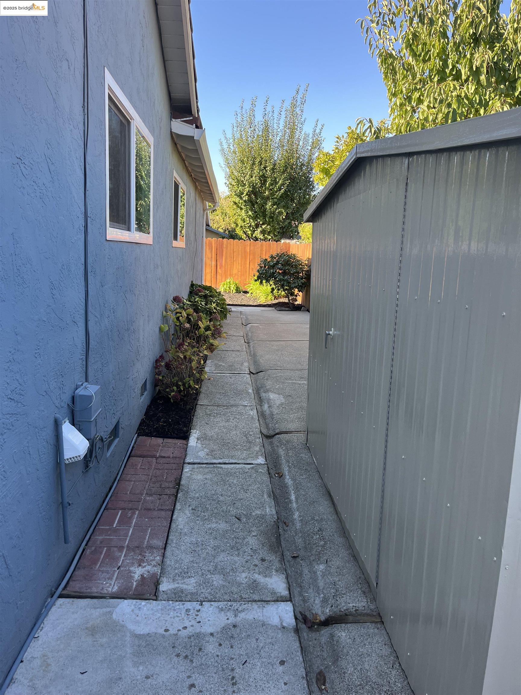 Detail Gallery Image 26 of 29 For 941 Kittery Way, Pinole,  CA 94564 - 4 Beds | 2 Baths