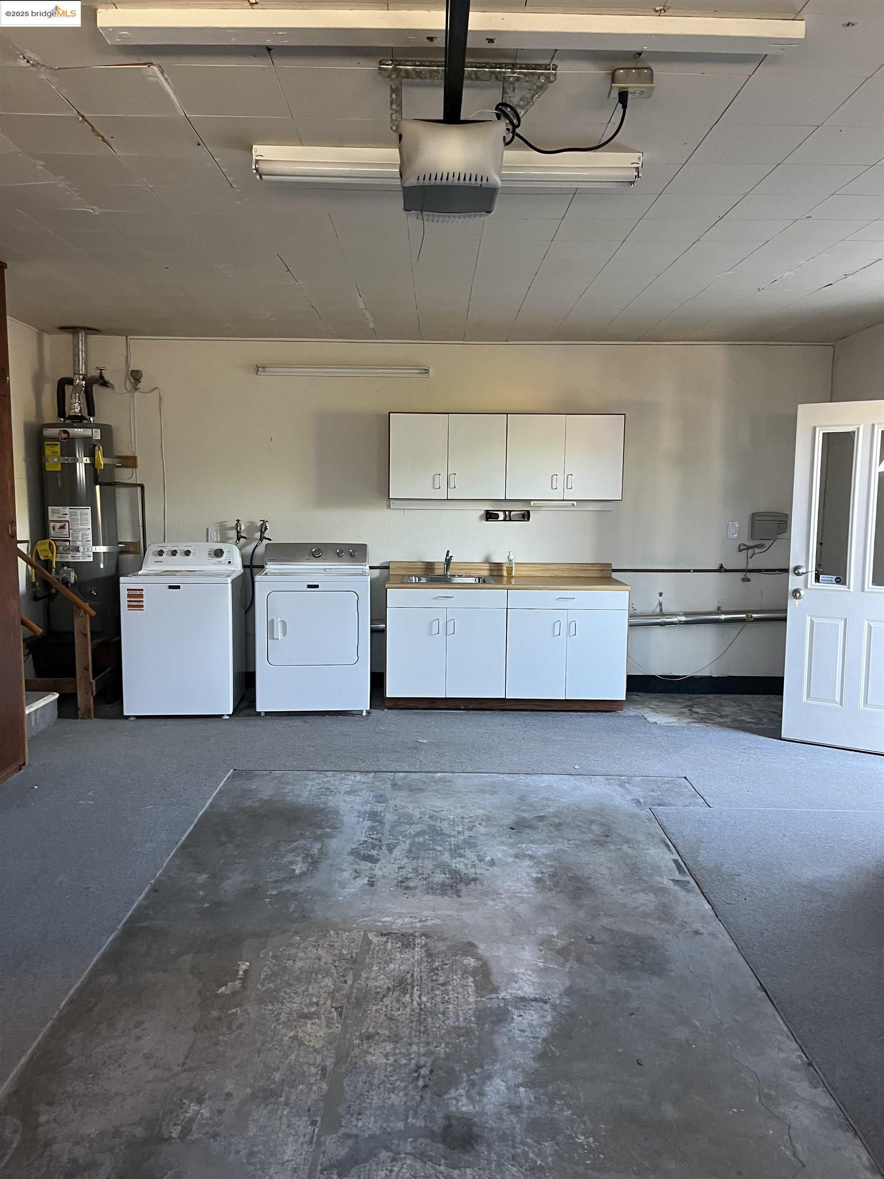 Detail Gallery Image 28 of 29 For 941 Kittery Way, Pinole,  CA 94564 - 4 Beds | 2 Baths