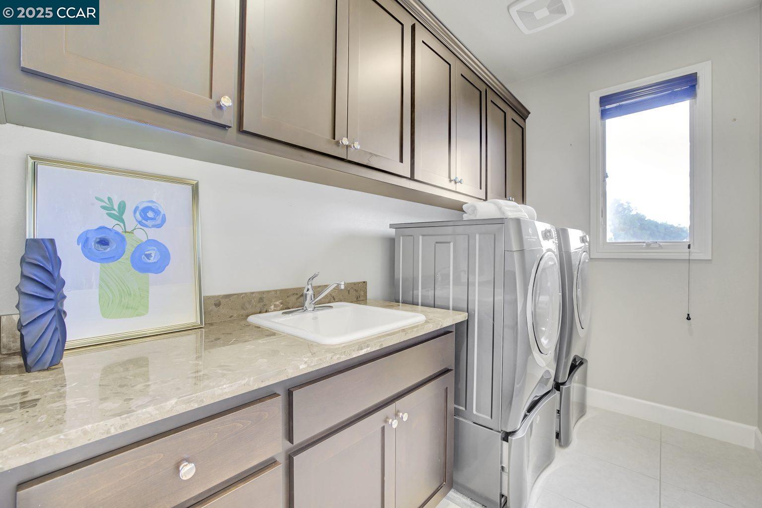 Detail Gallery Image 34 of 60 For 131 Wittenham Ct, San Ramon,  CA 94583 - 5 Beds | 3/1 Baths