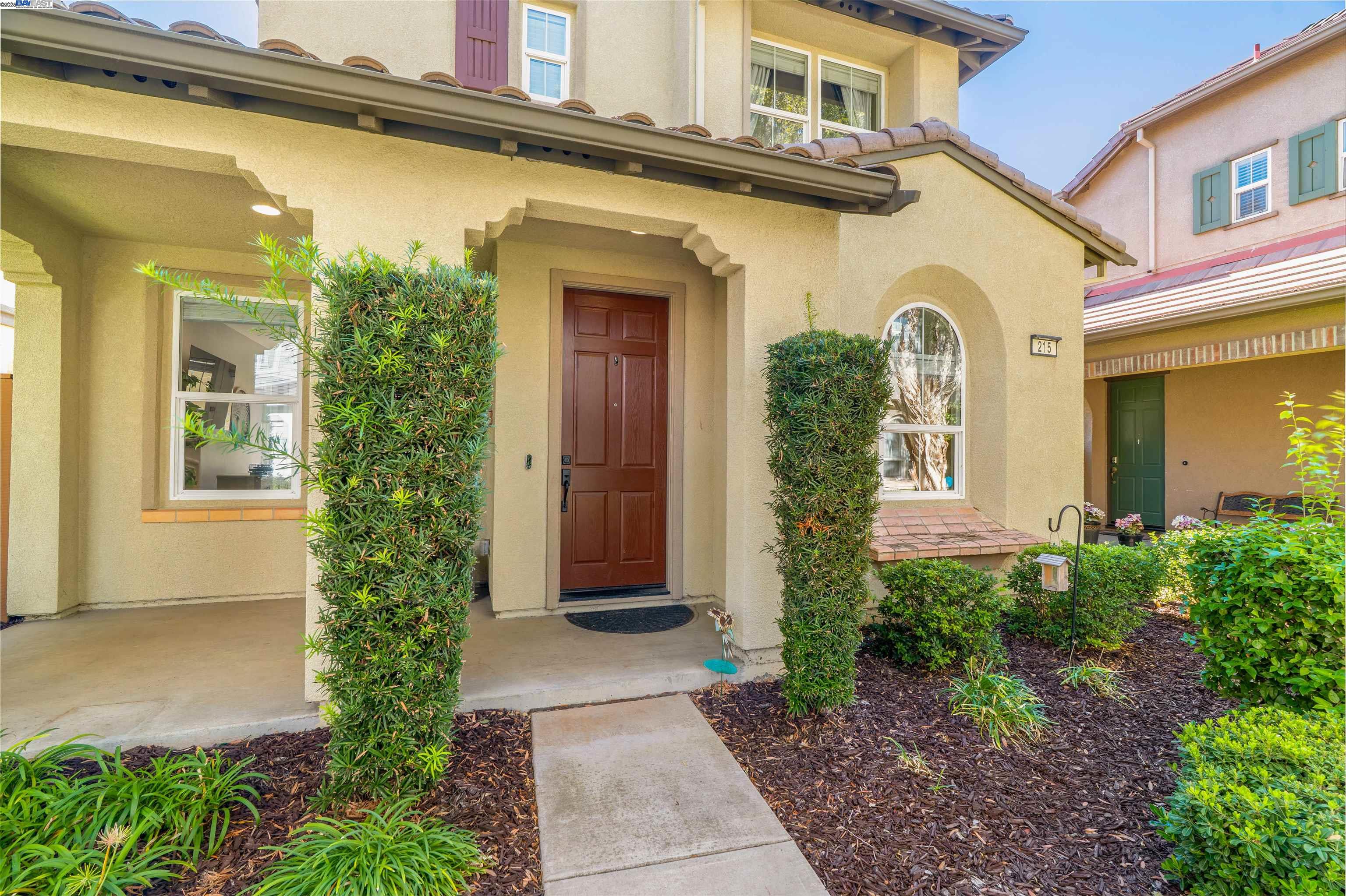 Detail Gallery Image 33 of 53 For 215 W Santa Cruz Way, Mountain House,  CA 95391 - 2 Beds | 2/1 Baths