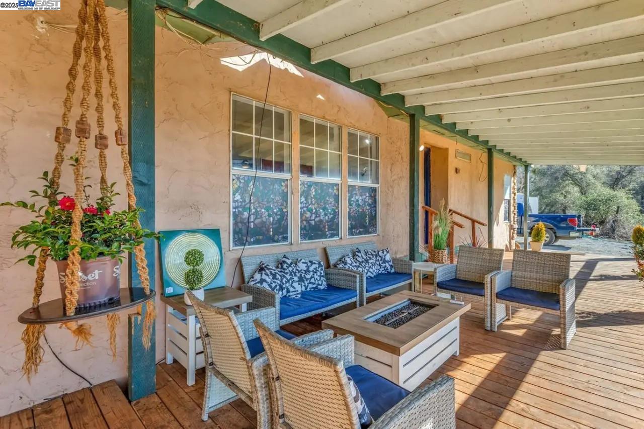 Detail Gallery Image 40 of 46 For 1170 Graceland Pl, Pilot Hill,  CA 95664-9668 - 3 Beds | 2 Baths