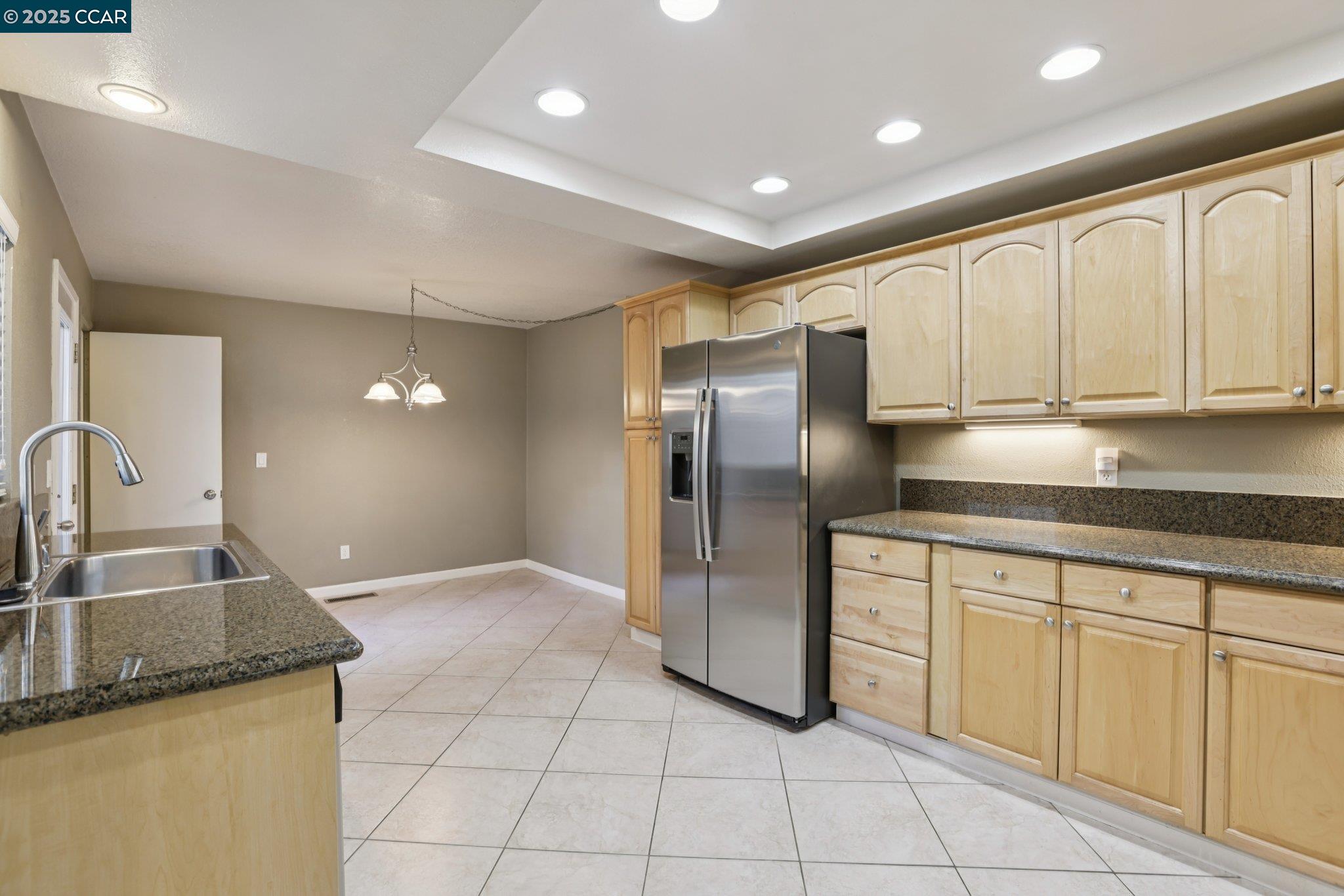 Detail Gallery Image 17 of 59 For 1035 Alta Mesa Dr, Moraga,  CA 94556 - 3 Beds | 2/1 Baths