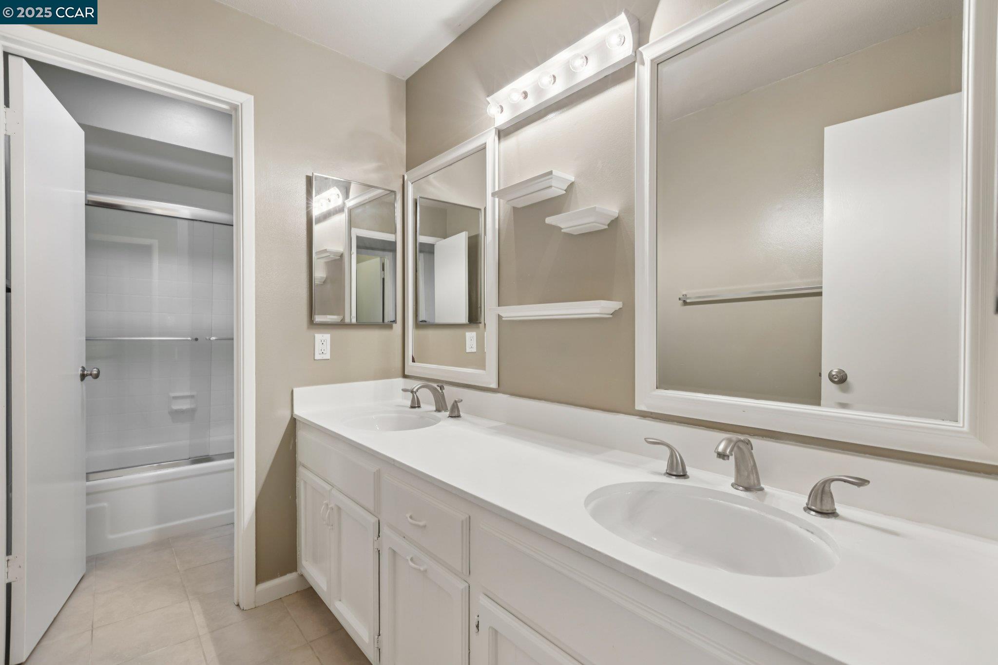 Detail Gallery Image 35 of 59 For 1035 Alta Mesa Dr, Moraga,  CA 94556 - 3 Beds | 2/1 Baths