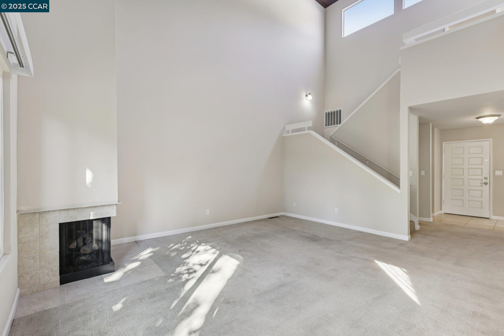 Detail Gallery Image 8 of 59 For 1035 Alta Mesa Dr, Moraga,  CA 94556 - 3 Beds | 2/1 Baths