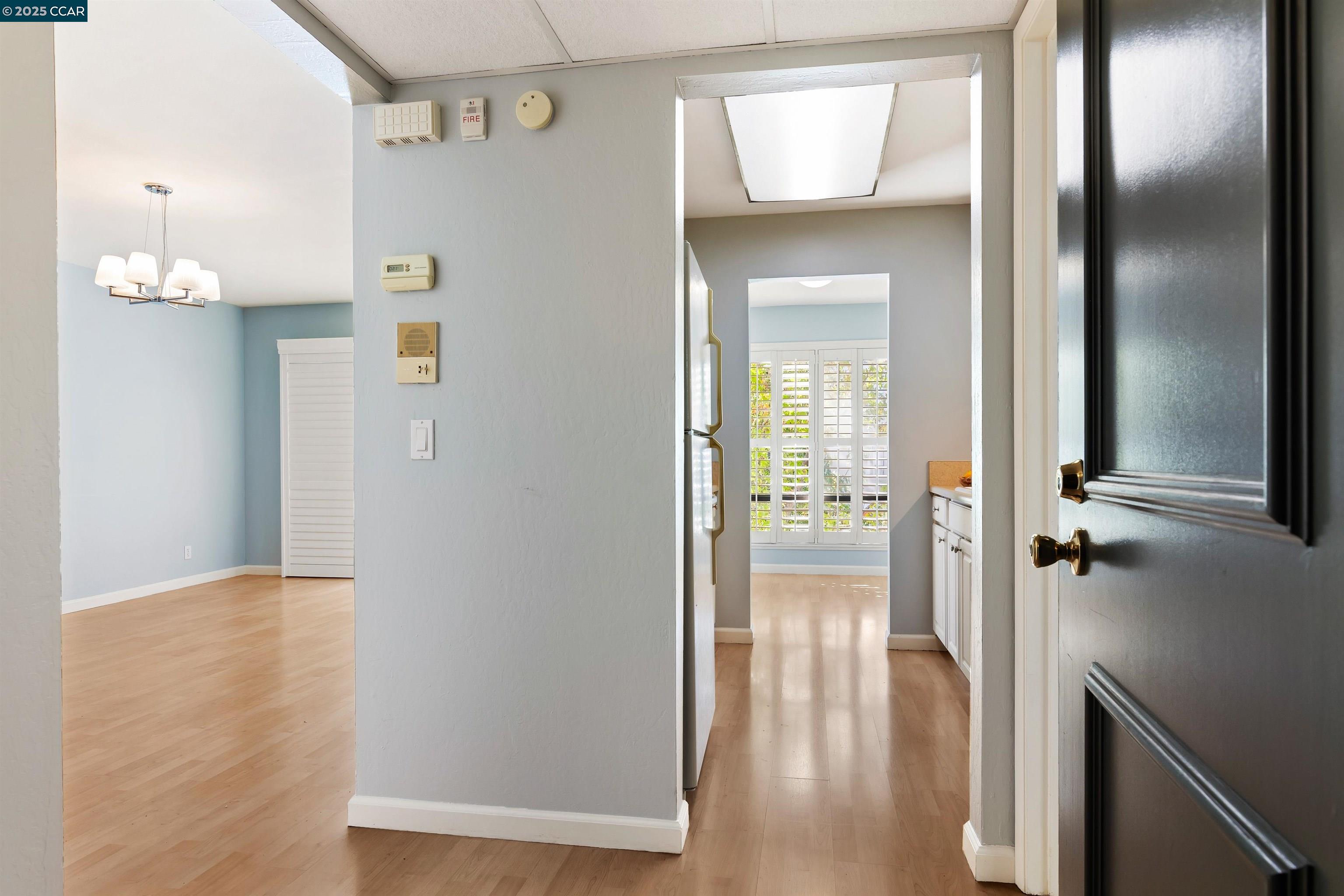 Detail Gallery Image 8 of 55 For 440 N Civic Dr #409,  Walnut Creek,  CA 94596 - 1 Beds | 1 Baths