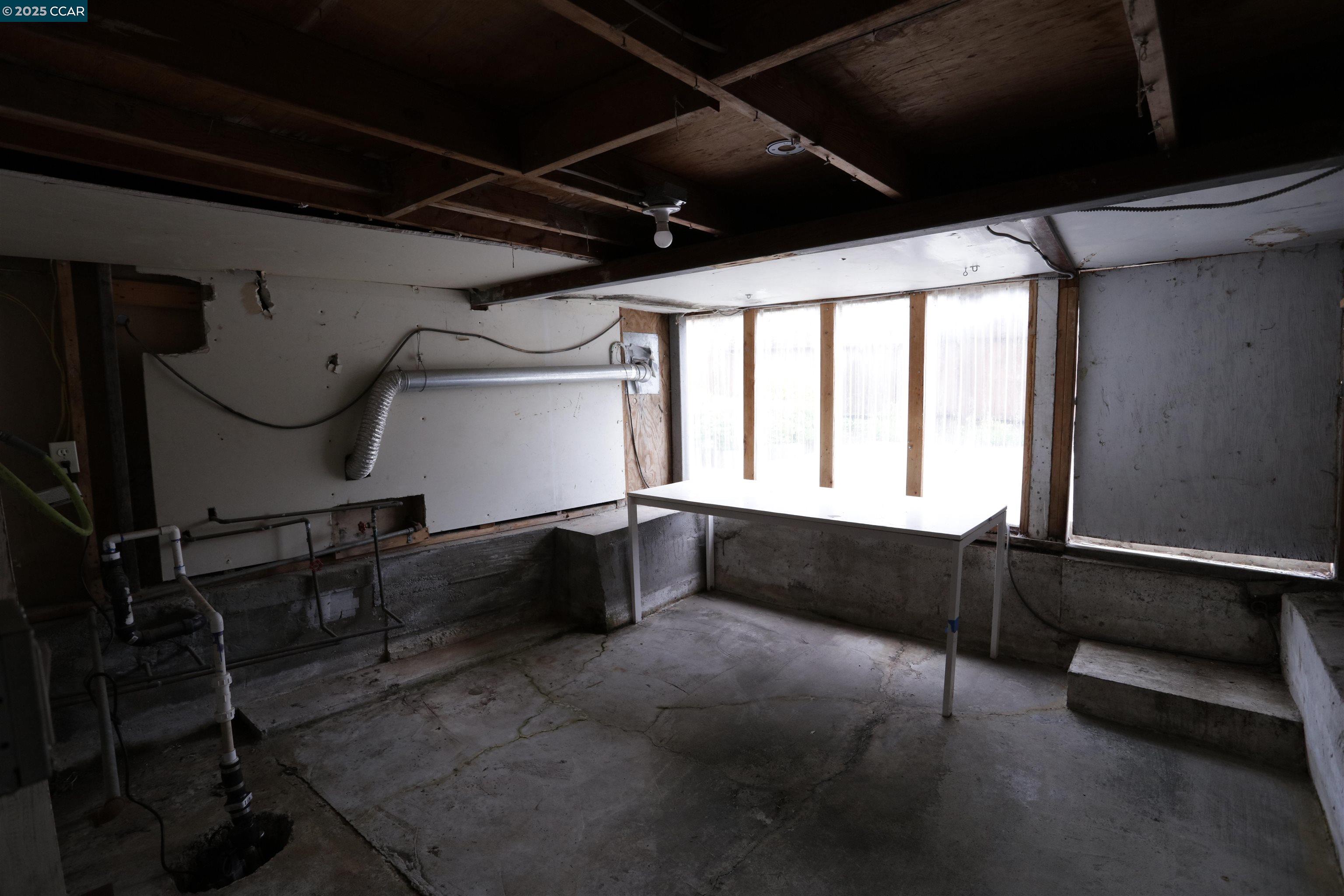 Detail Gallery Image 27 of 38 For 1538 Ashby, Berkeley,  CA 94703 - 3 Beds | 2 Baths