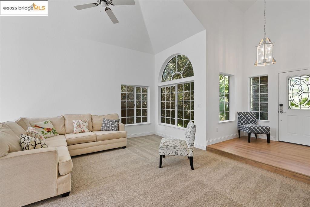 Detail Gallery Image 7 of 22 For 2250 Prestwick Drive, Discovery Bay,  CA 94505-9999 - 5 Beds | 3 Baths