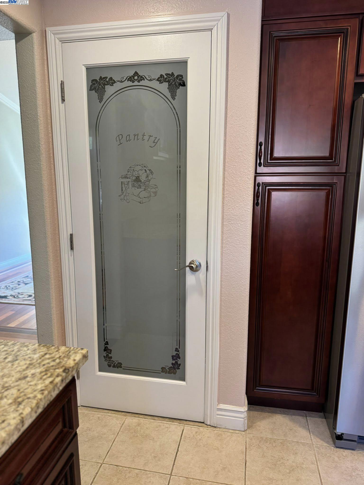 Detail Gallery Image 15 of 53 For 4359 Oakdale Pl, Pittsburg,  CA 94565 - 4 Beds | 2/1 Baths