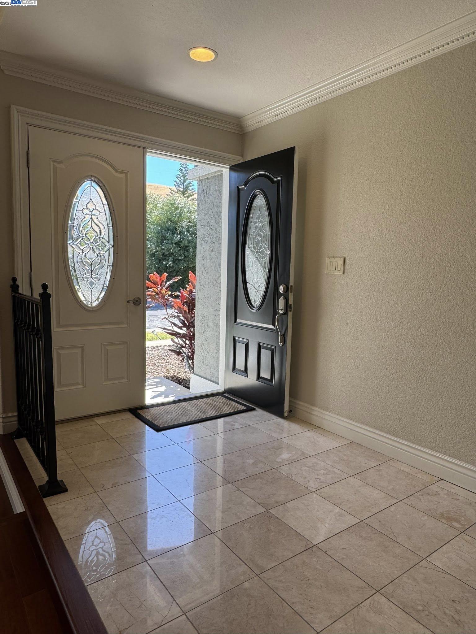 Detail Gallery Image 4 of 53 For 4359 Oakdale Pl, Pittsburg,  CA 94565 - 4 Beds | 2/1 Baths