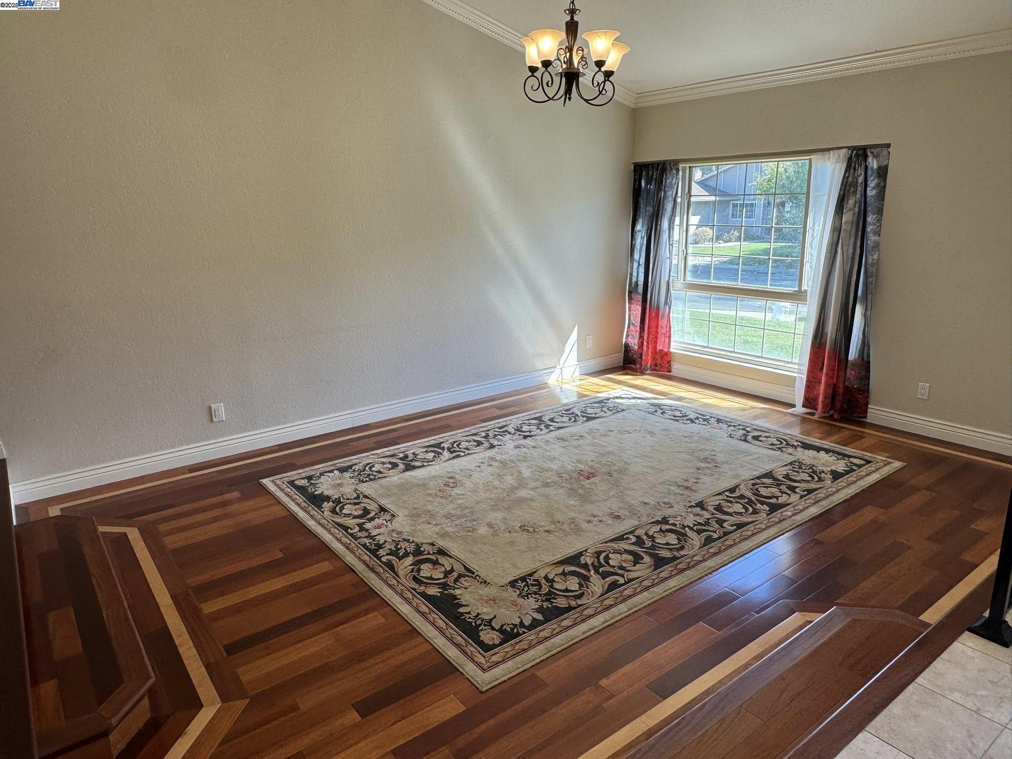 Detail Gallery Image 7 of 53 For 4359 Oakdale Pl, Pittsburg,  CA 94565 - 4 Beds | 2/1 Baths