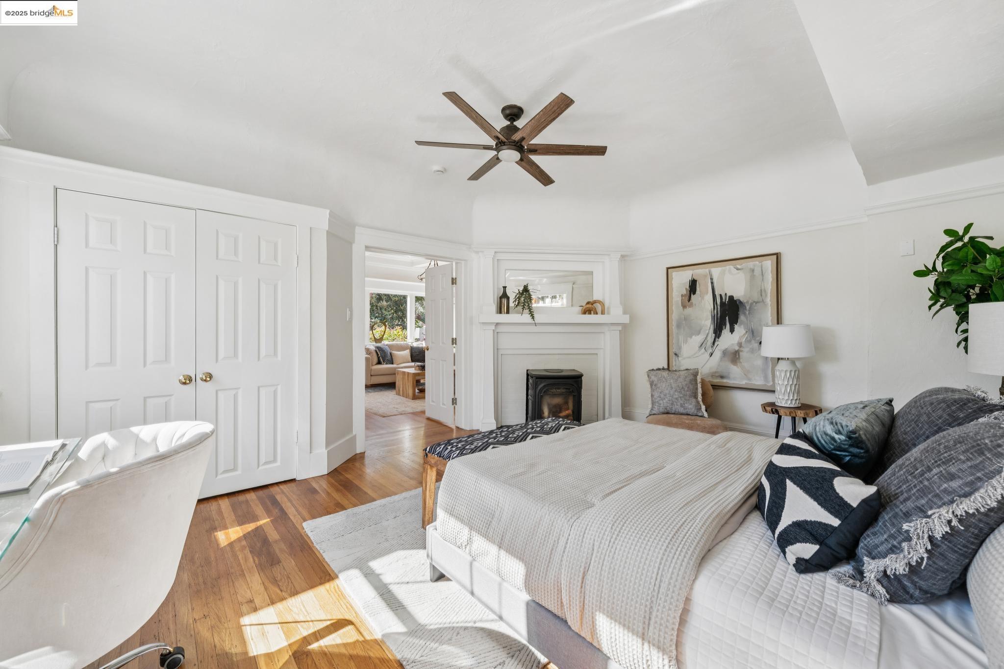 Detail Gallery Image 34 of 42 For 4949 Coronado Ave, Oakland,  CA 94618 - – Beds | – Baths