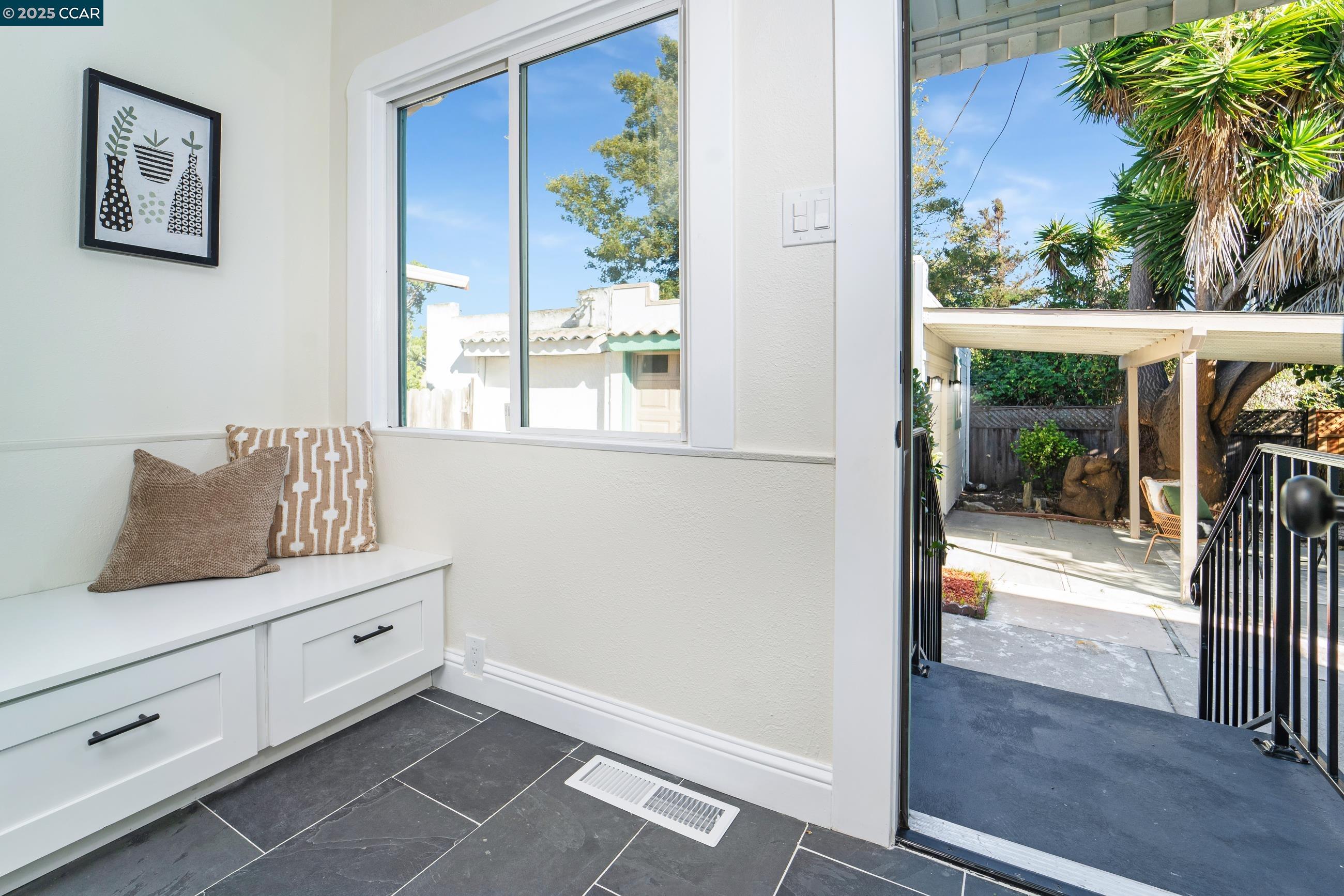 Detail Gallery Image 36 of 41 For 556 41st St, Richmond,  CA 94805 - 3 Beds | 1 Baths