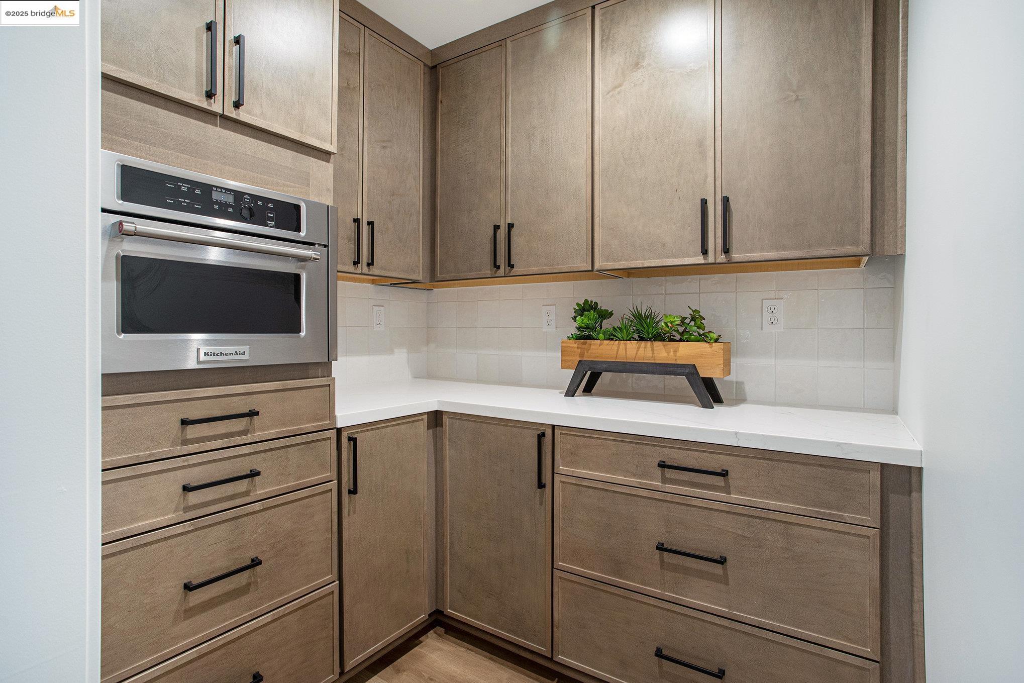 Detail Gallery Image 13 of 35 For 980 Oak St, Clayton,  CA 94517 - 5 Beds | 3 Baths