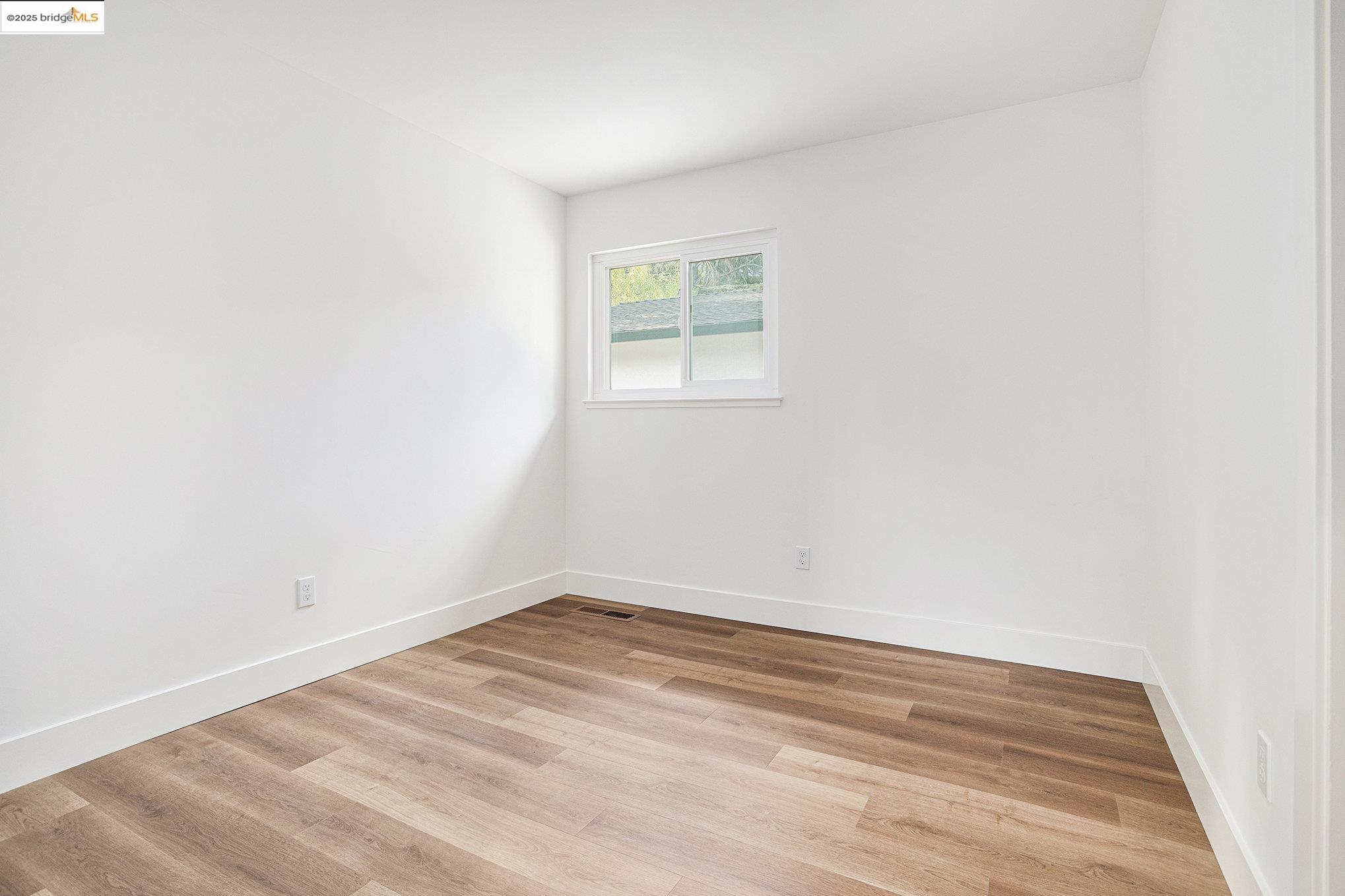 Detail Gallery Image 30 of 35 For 980 Oak St, Clayton,  CA 94517 - 5 Beds | 3 Baths