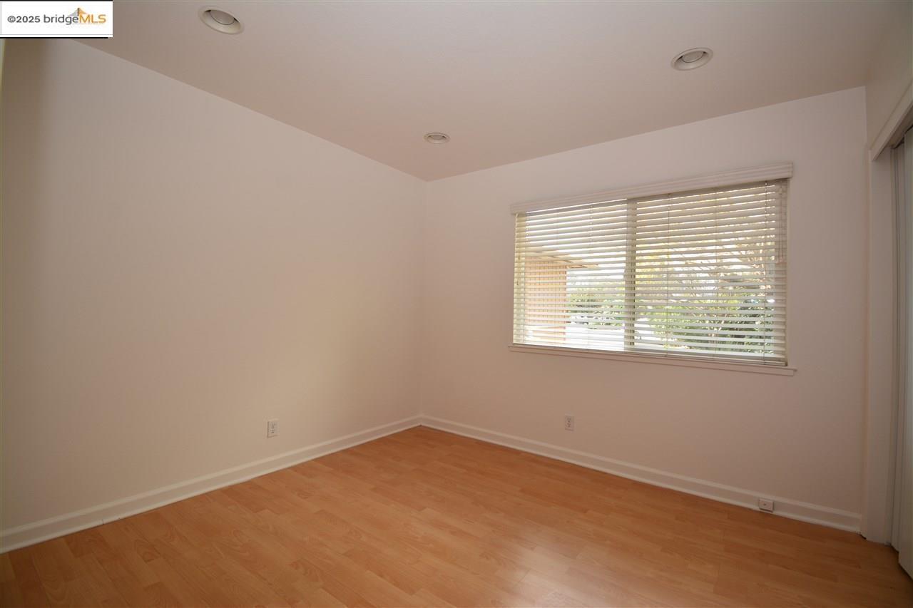 Detail Gallery Image 12 of 25 For 1462 Kimball Ct, Concord,  CA 94518 - 7 Beds | 3 Baths