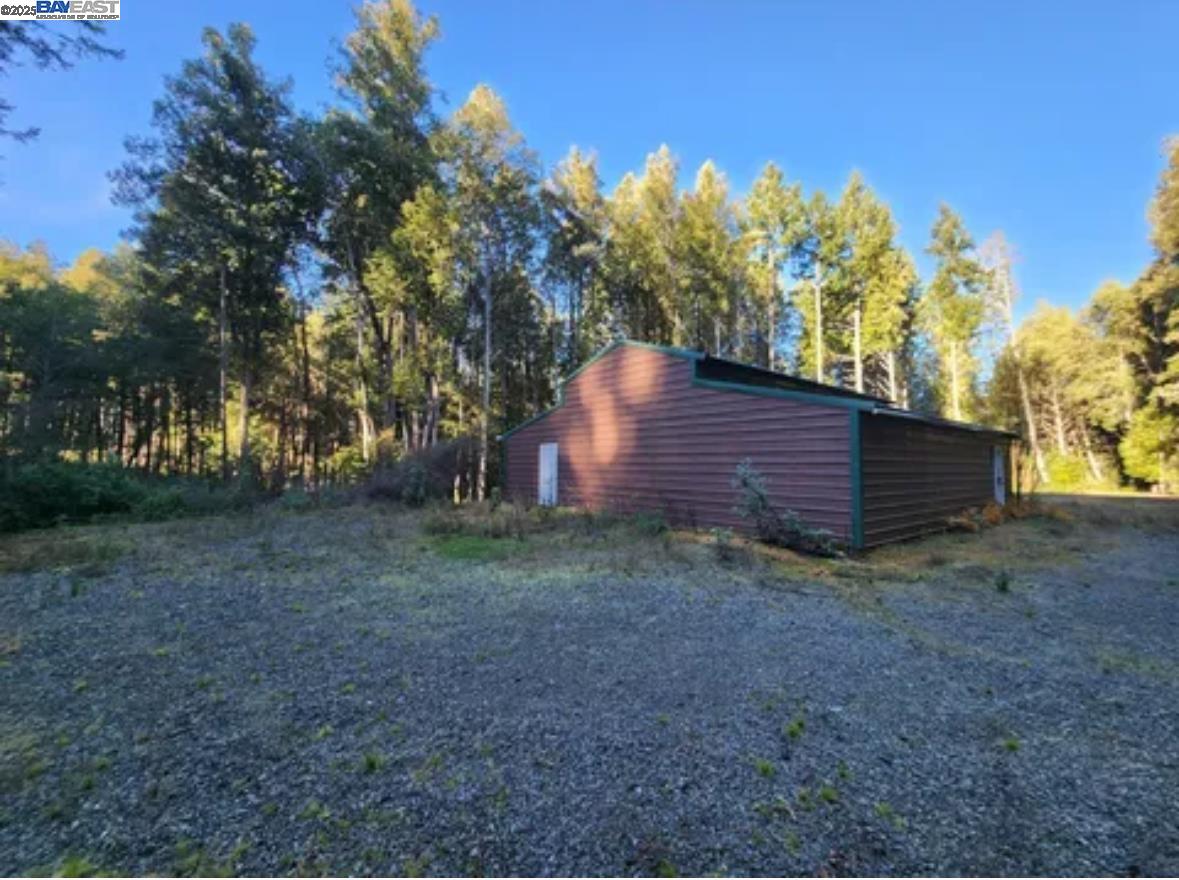 Detail Gallery Image 3 of 17 For 605 Rancho Sequoia Dr, Alderpoint,  CA 95511 - – Beds | – Baths