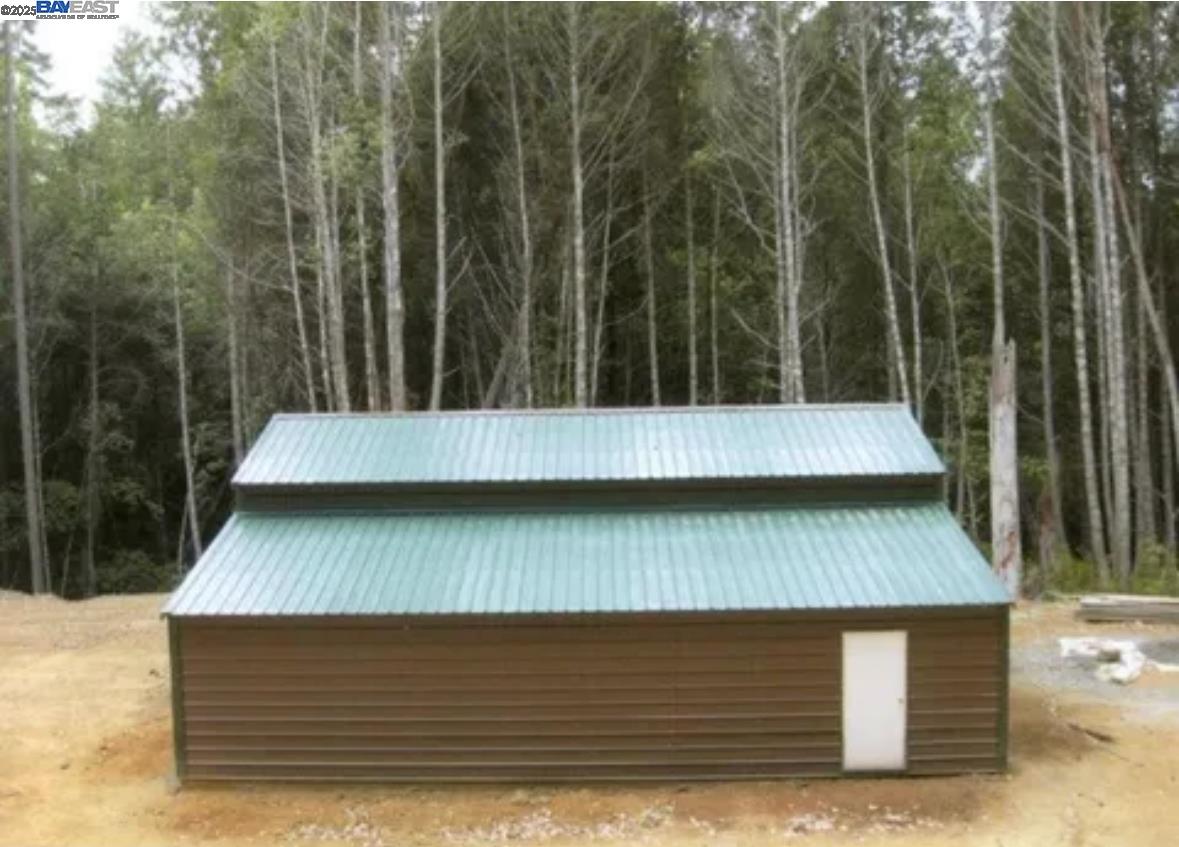 Detail Gallery Image 4 of 17 For 605 Rancho Sequoia Dr, Alderpoint,  CA 95511 - – Beds | – Baths