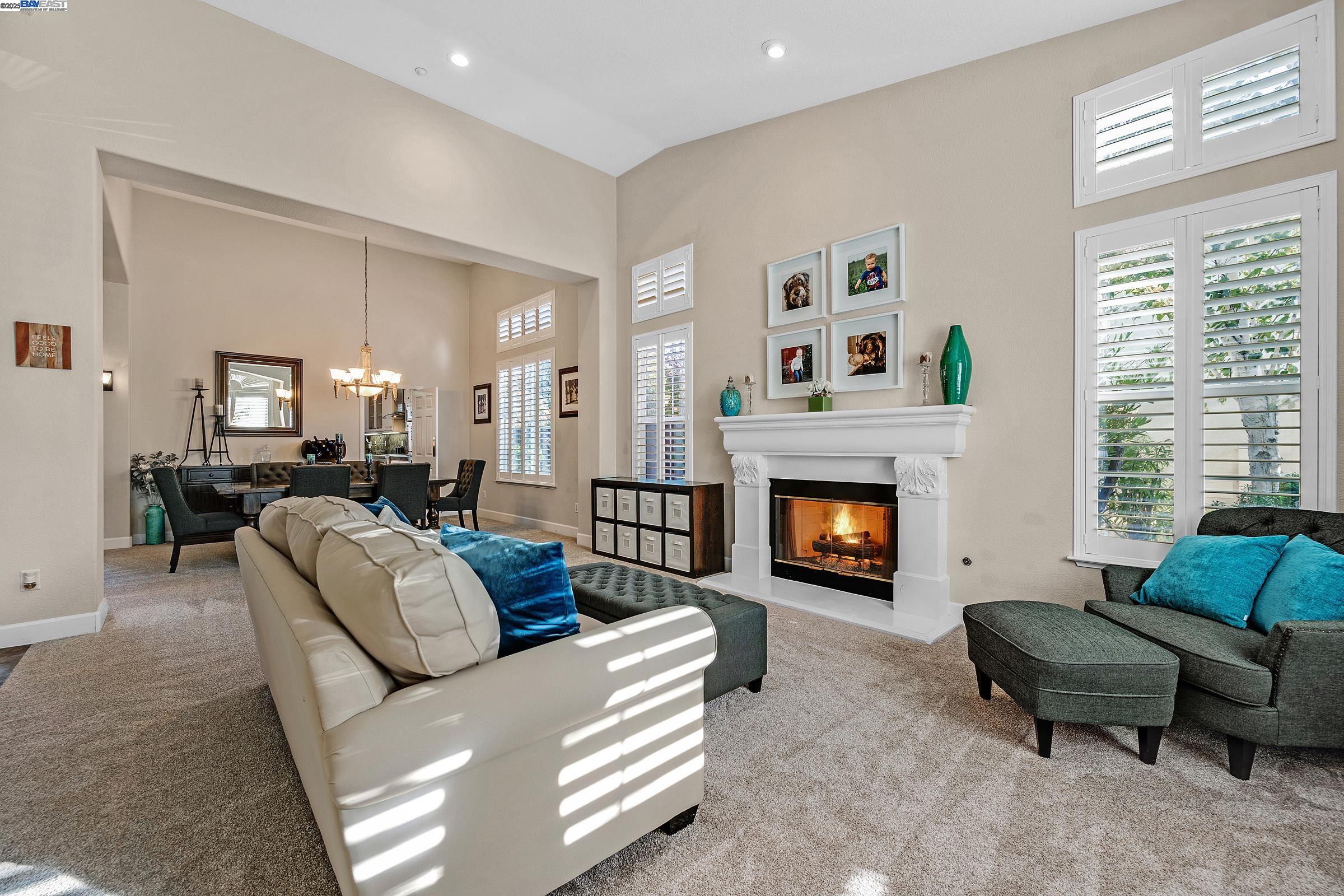 Detail Gallery Image 2 of 52 For 4 Henry Ranch Dr, San Ramon,  CA 94583 - 4 Beds | 2/1 Baths