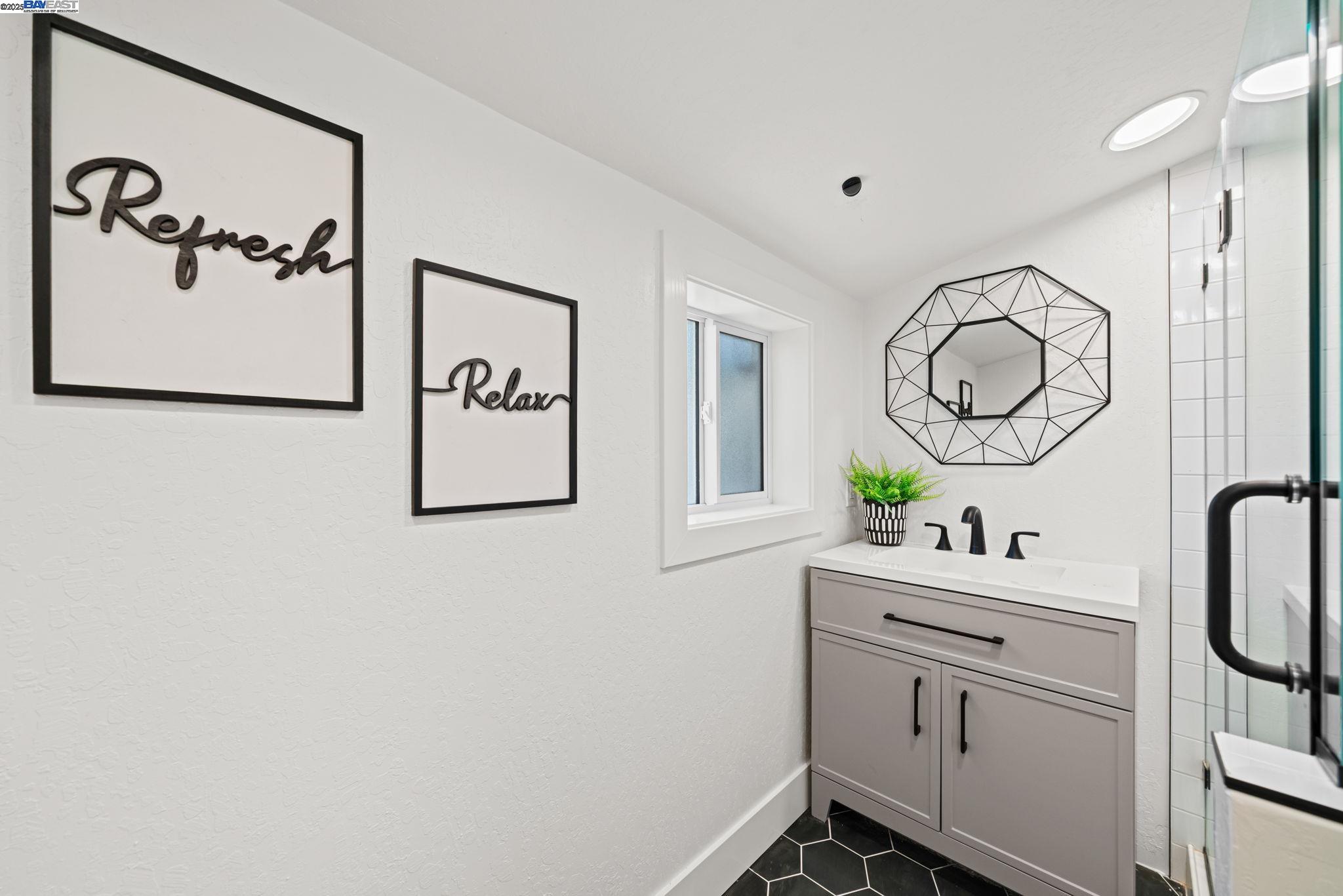 Detail Gallery Image 27 of 53 For 1038 Division St, Pleasanton,  CA 94566 - 4 Beds | 2 Baths