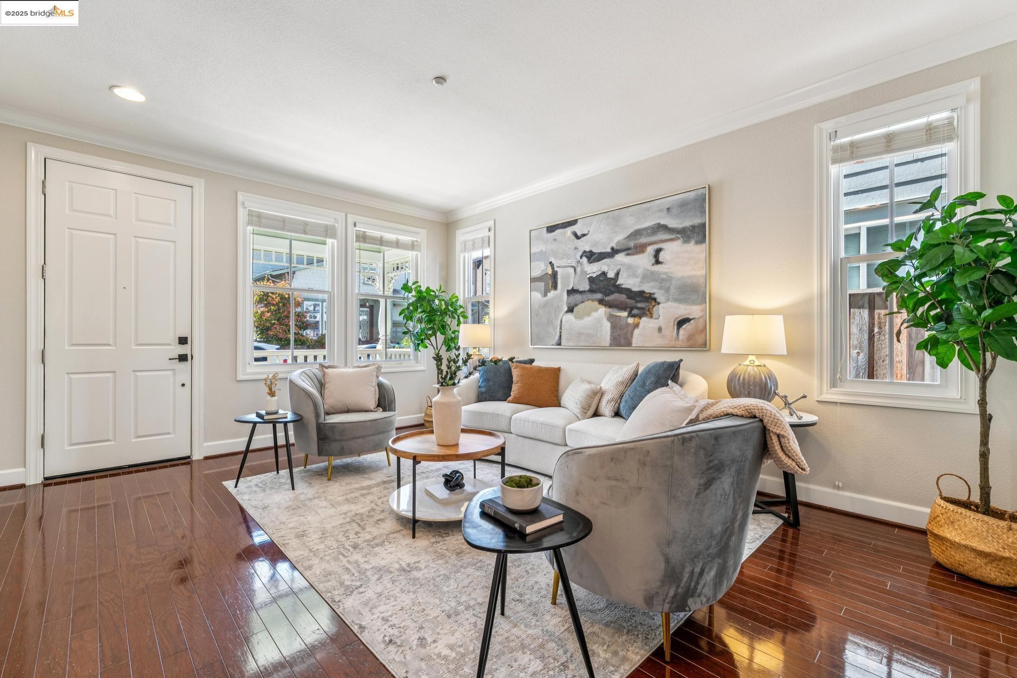 Detail Gallery Image 9 of 60 For 209 Seaview Drive, Richmond,  CA 94801 - 4 Beds | 3/1 Baths