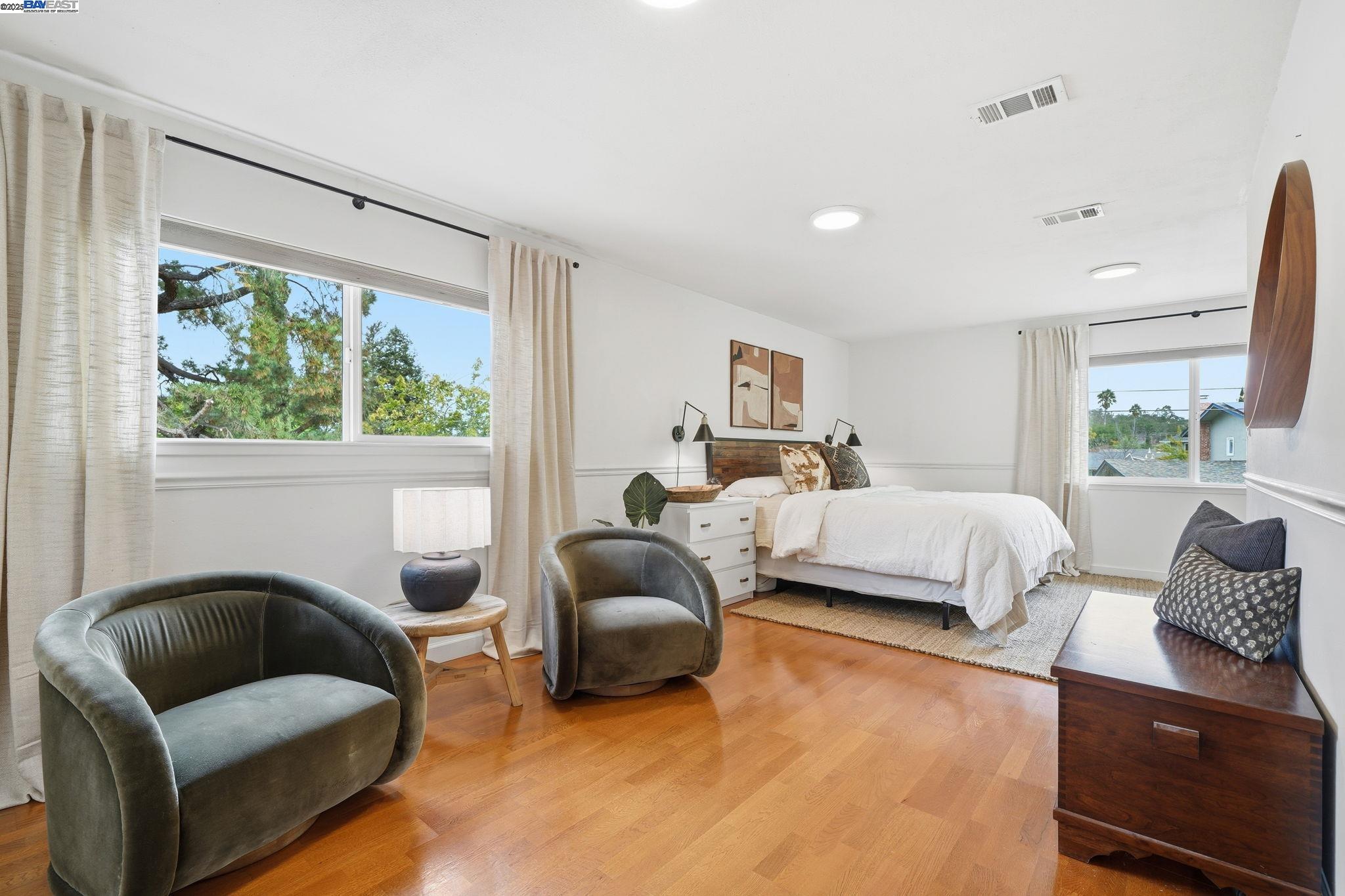 Detail Gallery Image 23 of 59 For 393 Lloyd St, Livermore,  CA 94550 - 5 Beds | 3/1 Baths