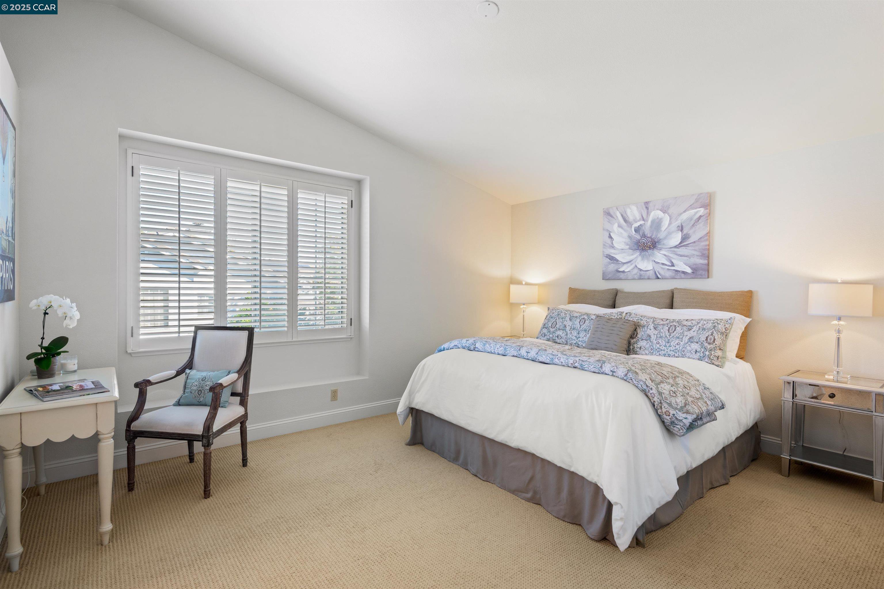 Detail Gallery Image 16 of 32 For 321 Liveoak Ct, Martinez,  CA 94553 - 3 Beds | 2/1 Baths