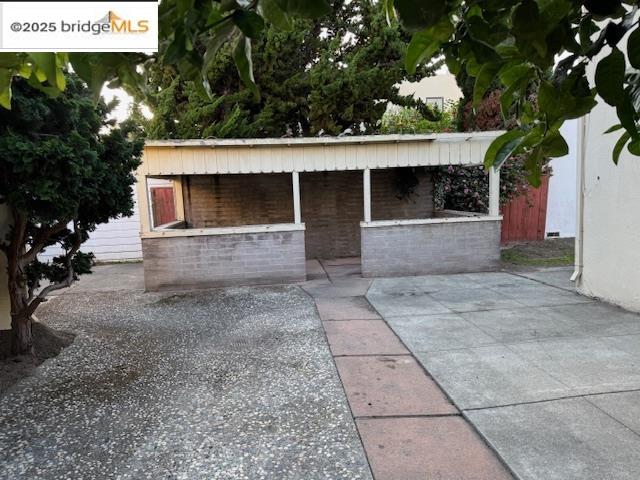 Detail Gallery Image 14 of 18 For 1252 Portland Ave, Albany,  CA 94706 - 2 Beds | 1 Baths