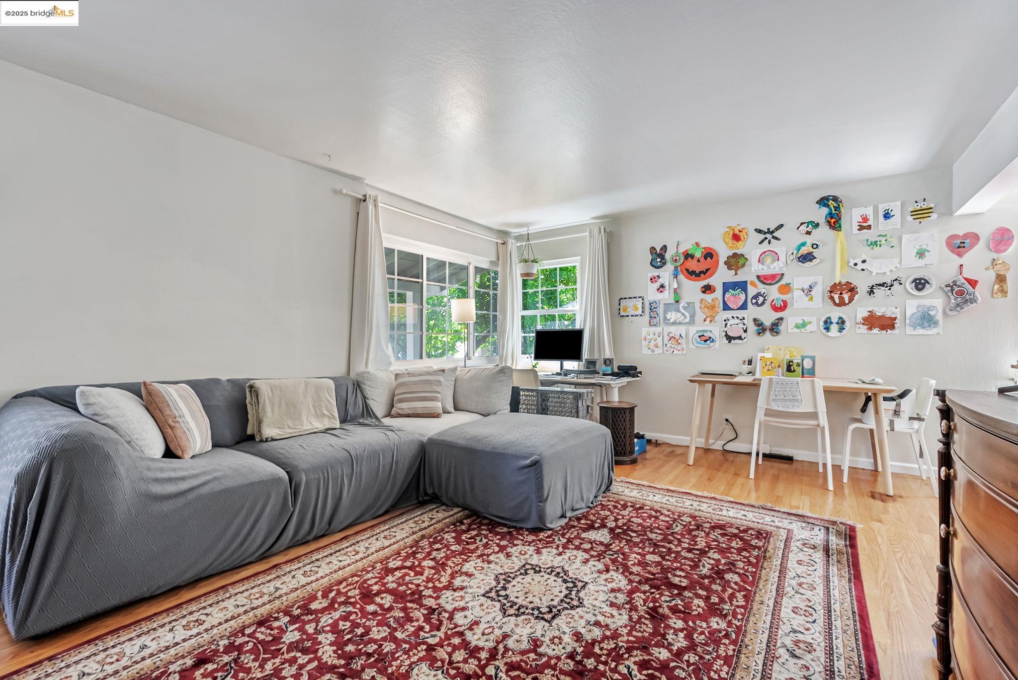 Detail Gallery Image 17 of 24 For 2050 Donald Dr, Moraga,  CA 94556 - 4 Beds | 2 Baths