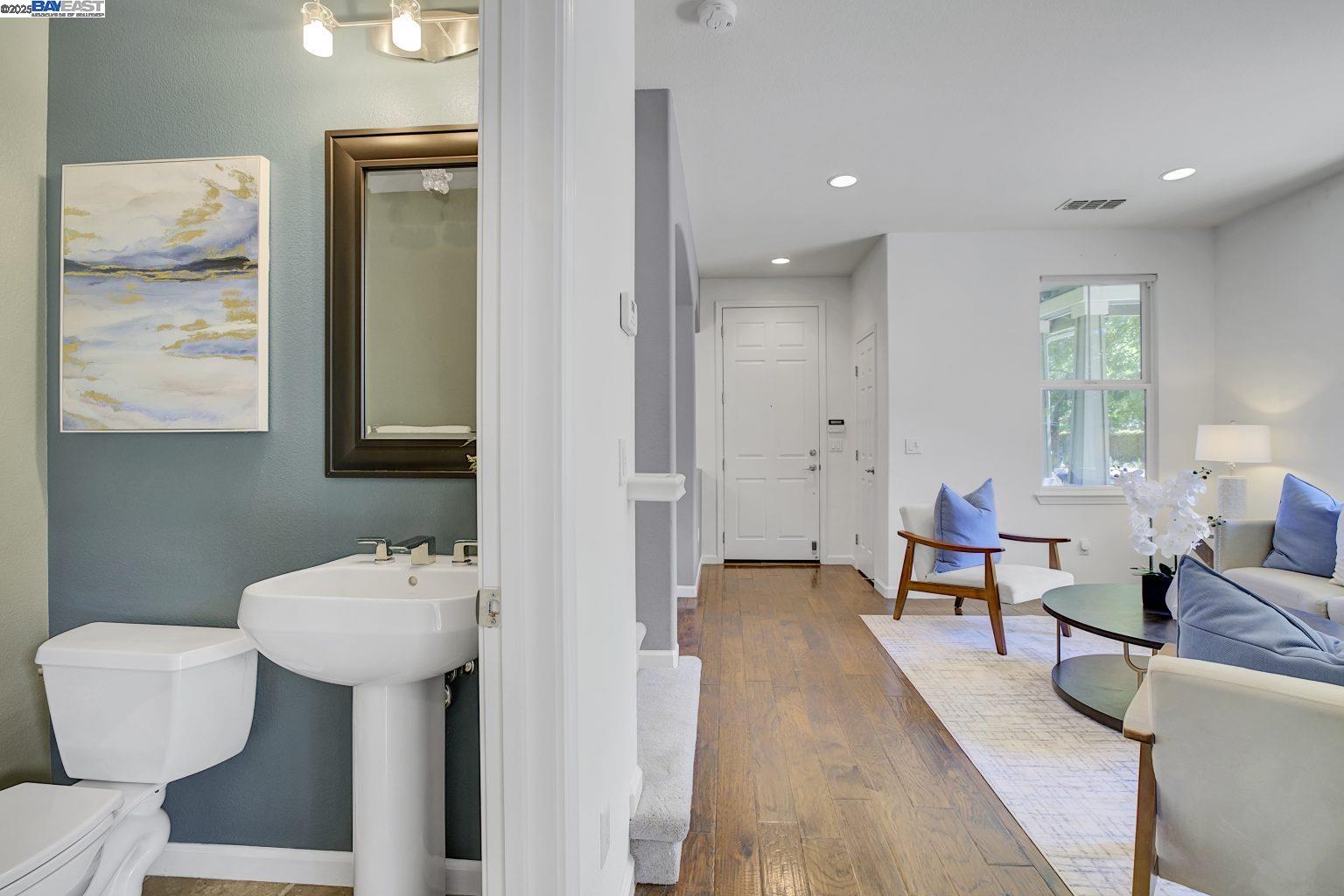 Detail Gallery Image 12 of 44 For 445 S 22nd St, San Jose,  CA 95116 - 4 Beds | 2/1 Baths