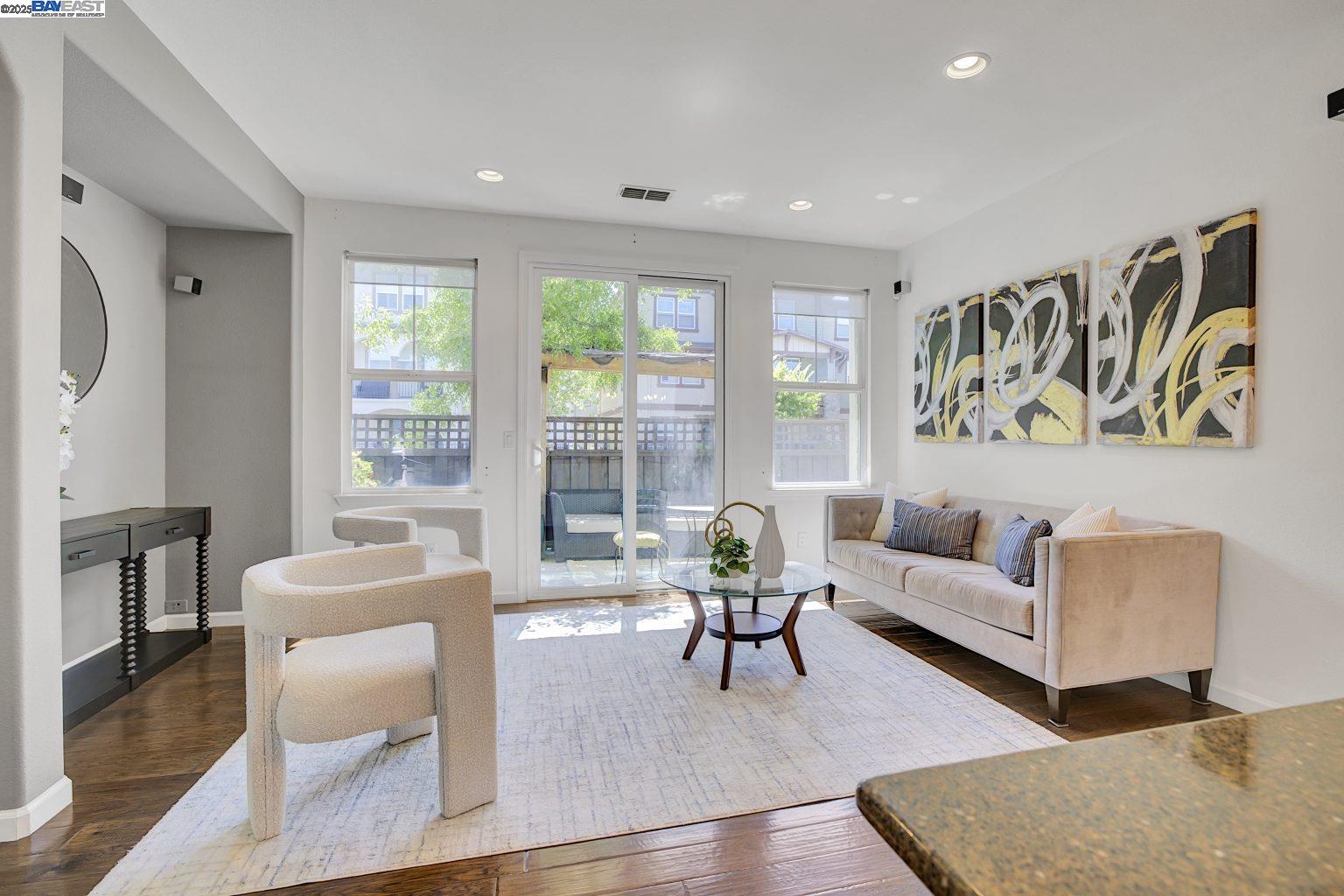 Detail Gallery Image 17 of 44 For 445 S 22nd St, San Jose,  CA 95116 - 4 Beds | 2/1 Baths