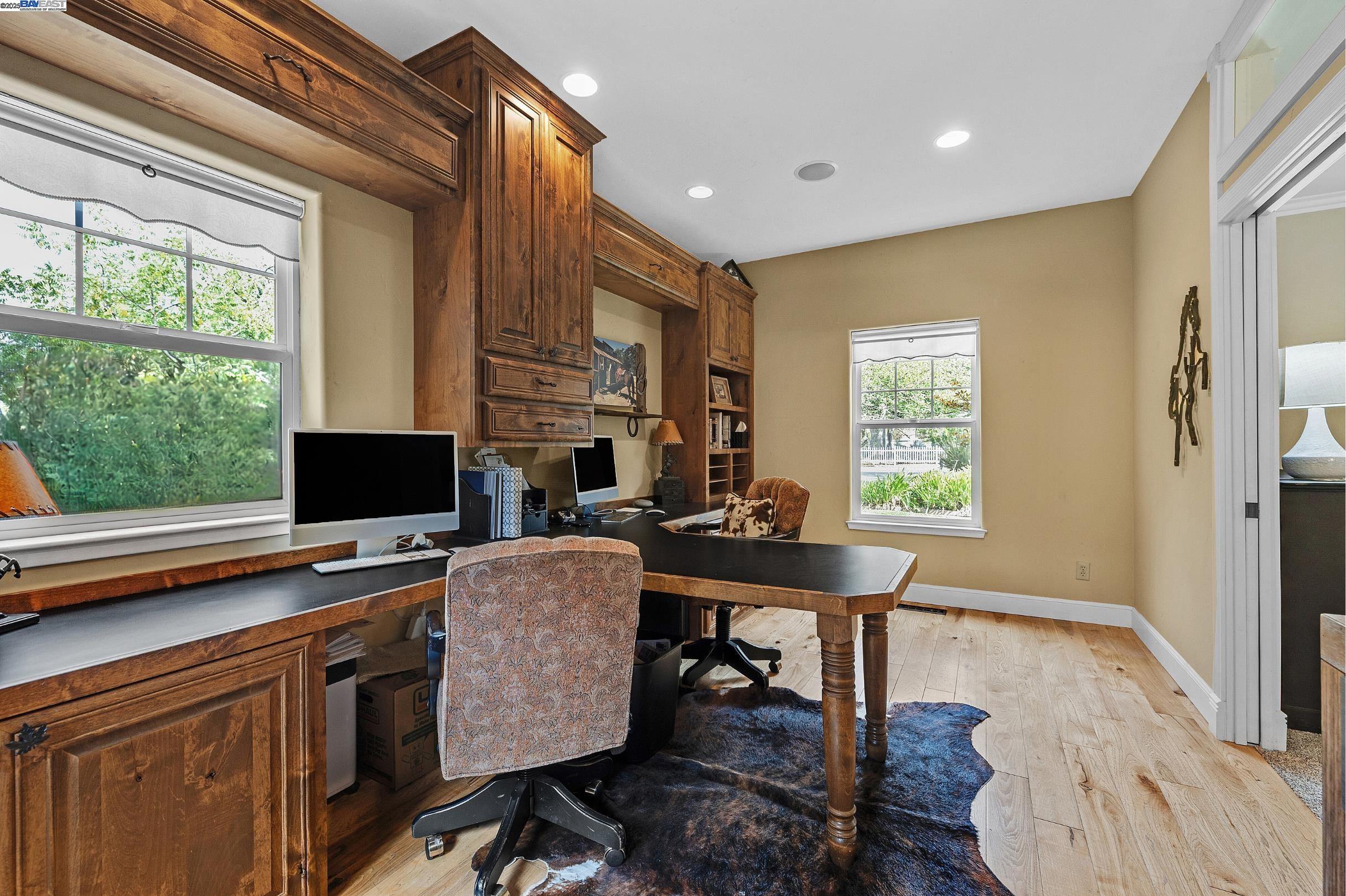 Detail Gallery Image 22 of 43 For 6745 Alisal Street, Pleasanton,  CA 94566 - 5 Beds | 3/1 Baths