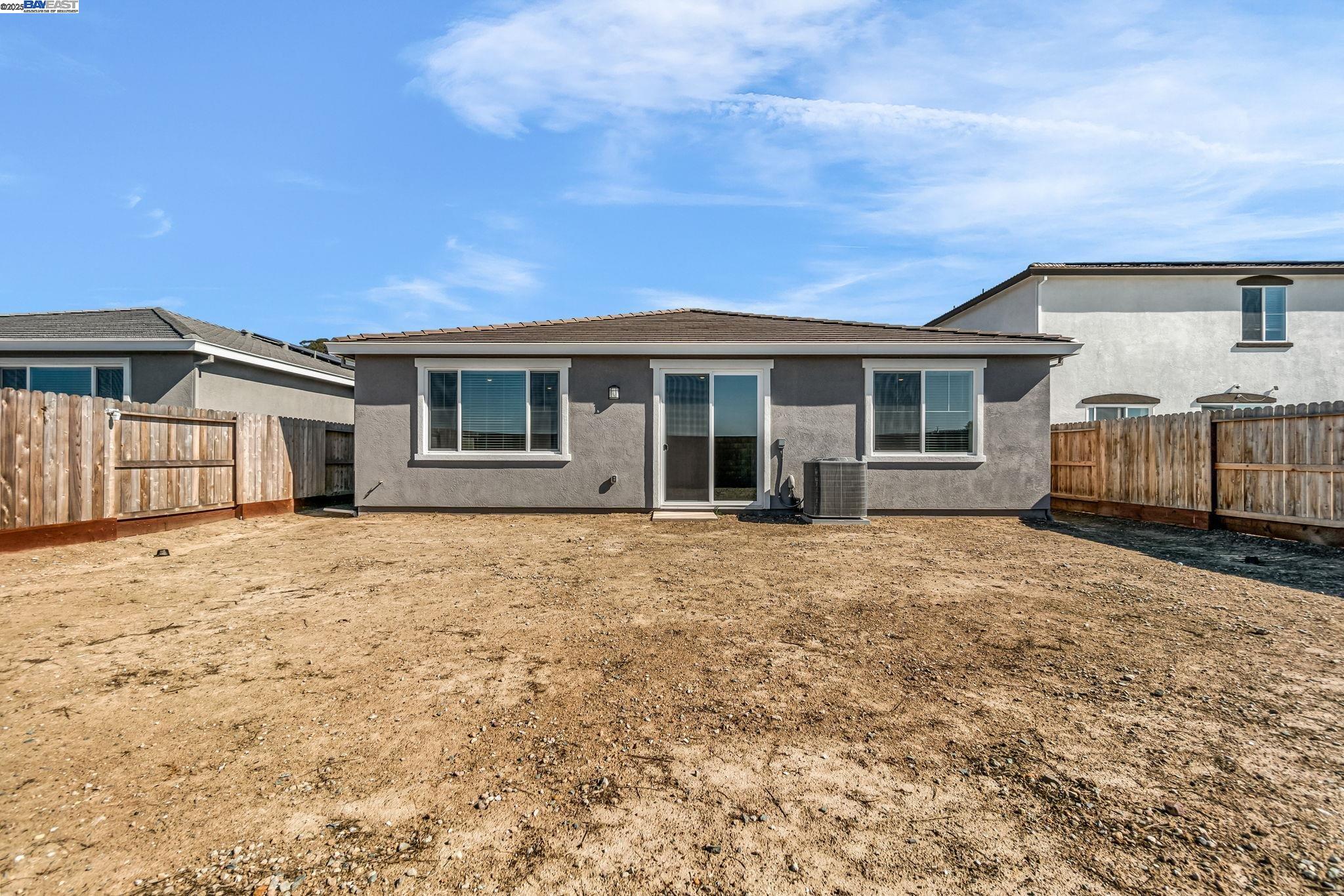 Detail Gallery Image 37 of 47 For 4171 Markovich Ct, San Pablo,  CA 94806 - 4 Beds | 2 Baths