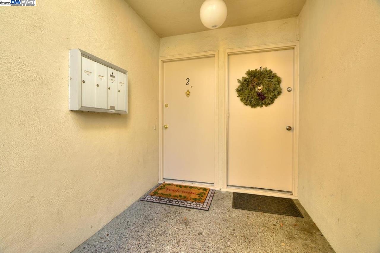 Detail Gallery Image 4 of 36 For 1577 Maurice Ln, San Jose,  CA 95129 - – Beds | – Baths