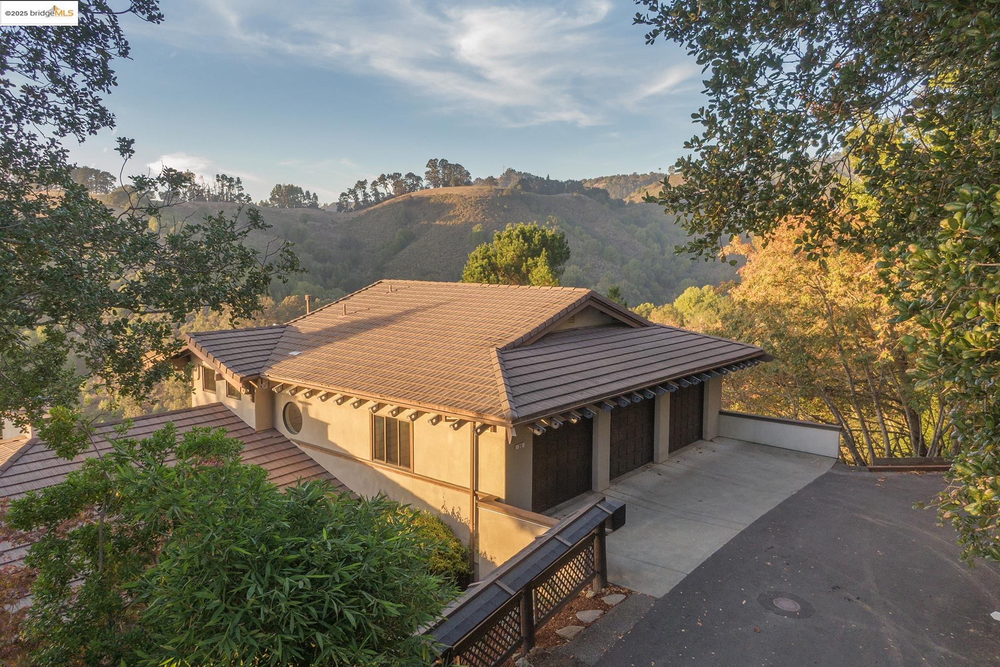 Detail Gallery Image 58 of 60 For 25 Dartmouth Dr, Berkeley,  CA 94705 - 5 Beds | 4/1 Baths