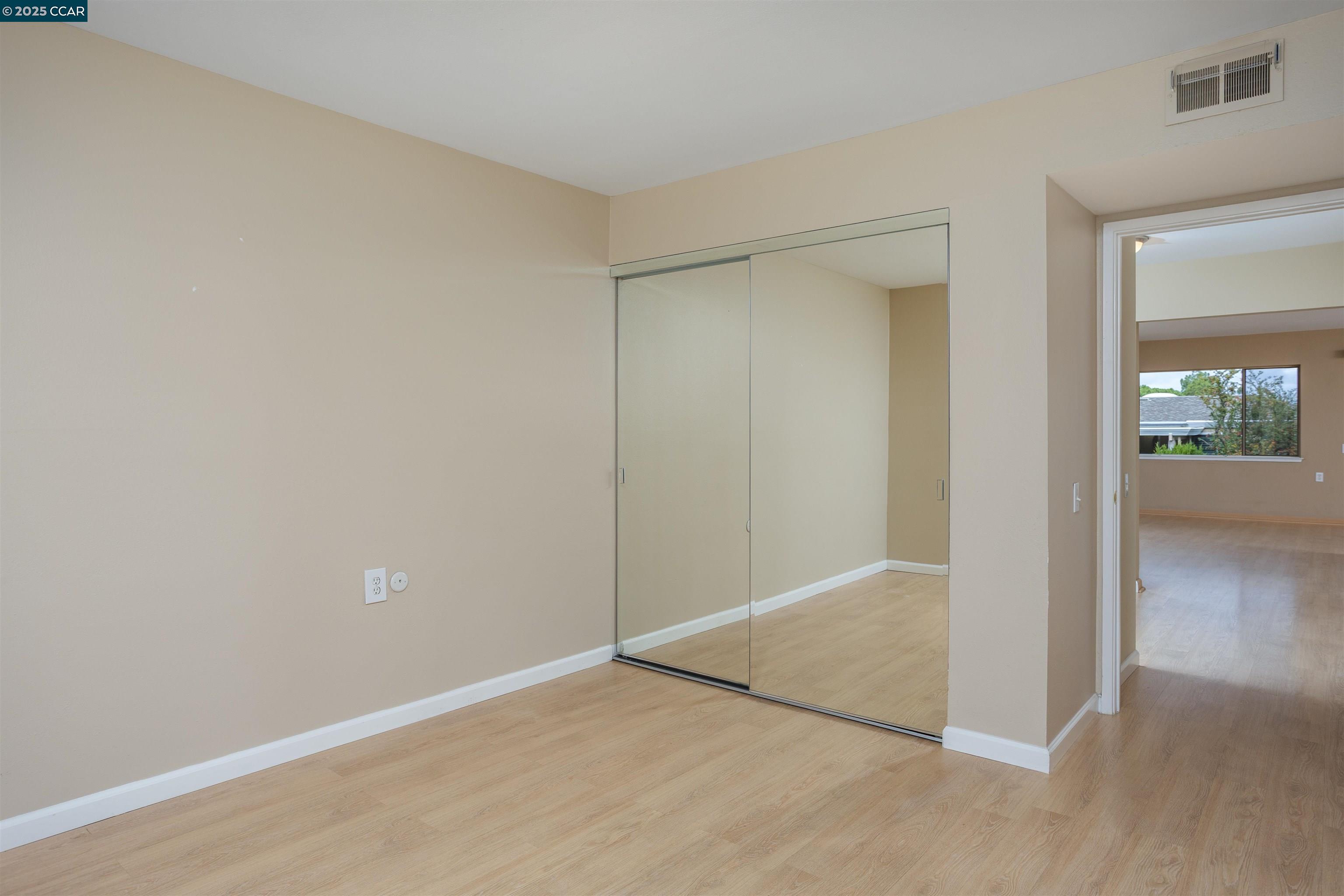 Photo #15: 41115541 Listing: Photo #15