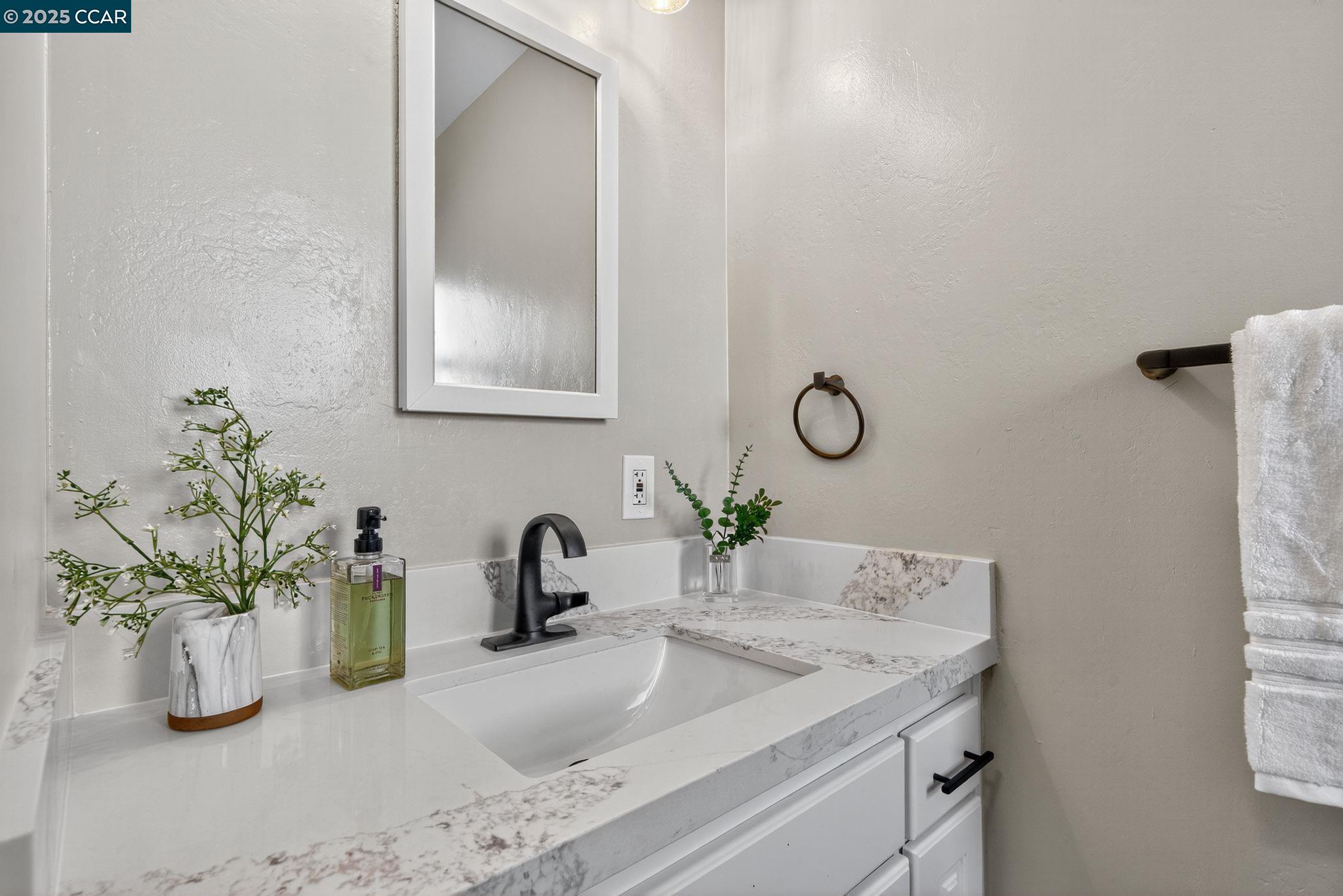 Detail Gallery Image 16 of 37 For 35794 Cabral Dr, Fremont,  CA 94536 - 3 Beds | 2 Baths