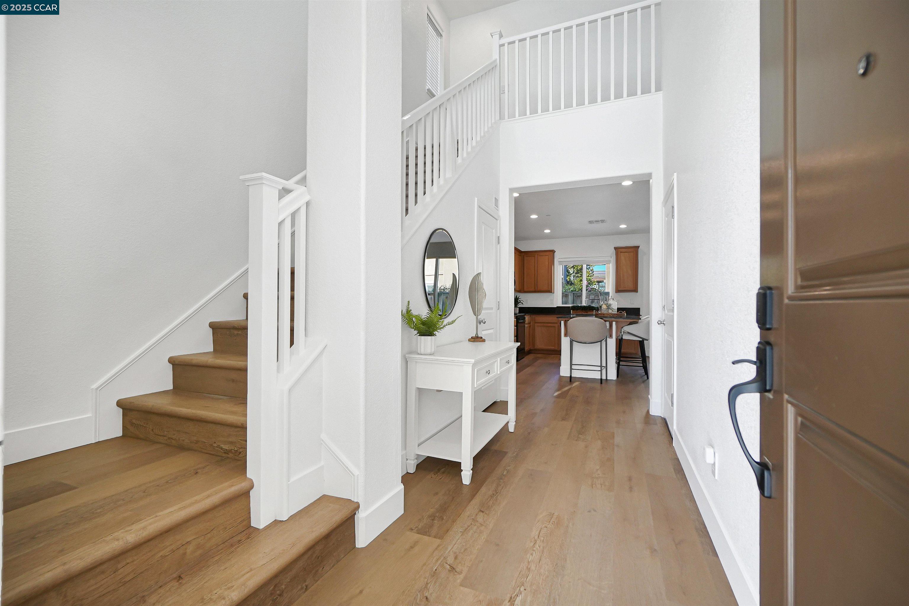 Detail Gallery Image 8 of 55 For 1225 Dartmouth Cir, Dixon,  CA 95620 - 3 Beds | 2/1 Baths