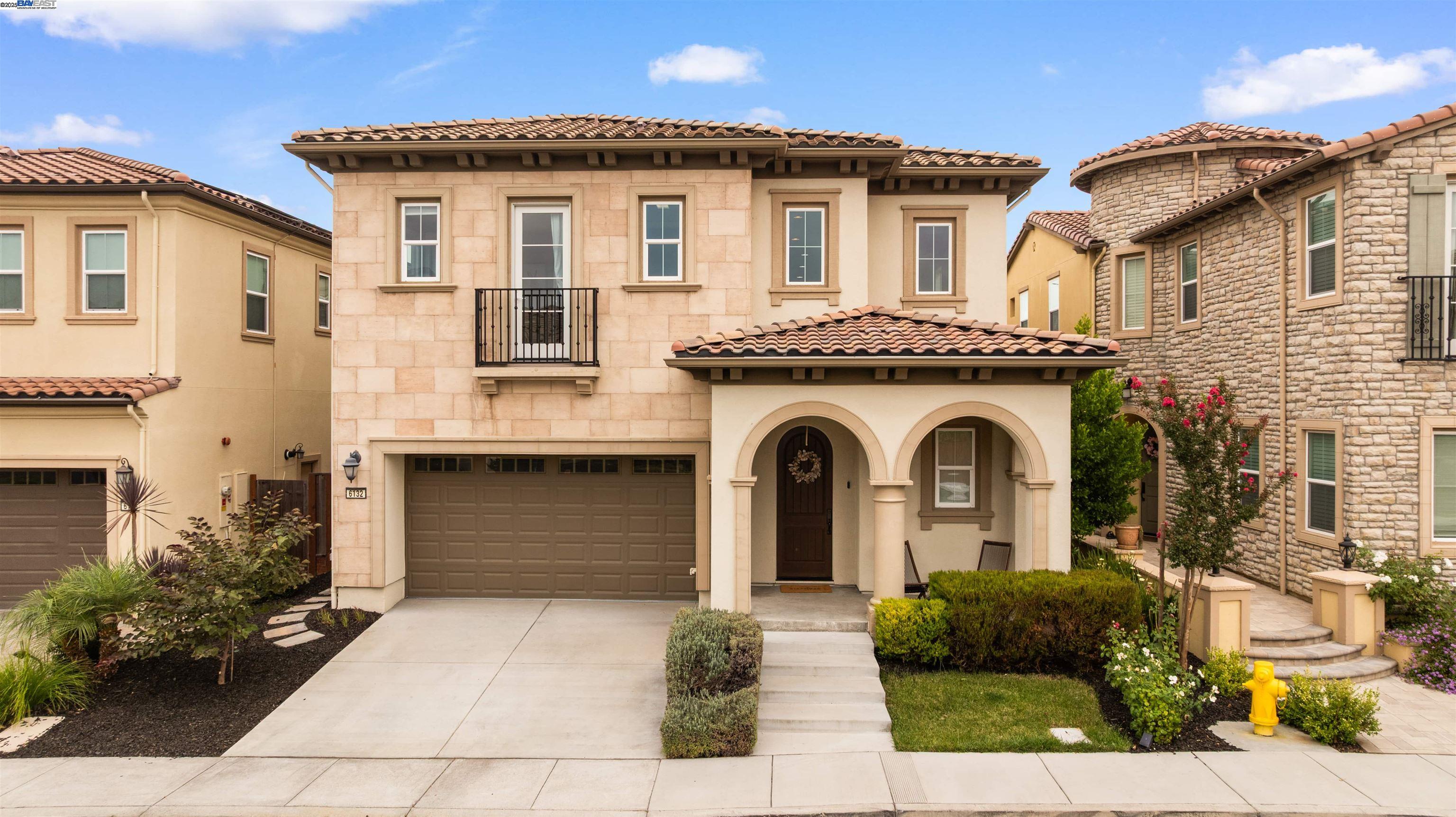 Detail Gallery Image 2 of 60 For 6132 Alpine Blue Dr, San Ramon,  CA 94582-5893 - 4 Beds | 3/1 Baths