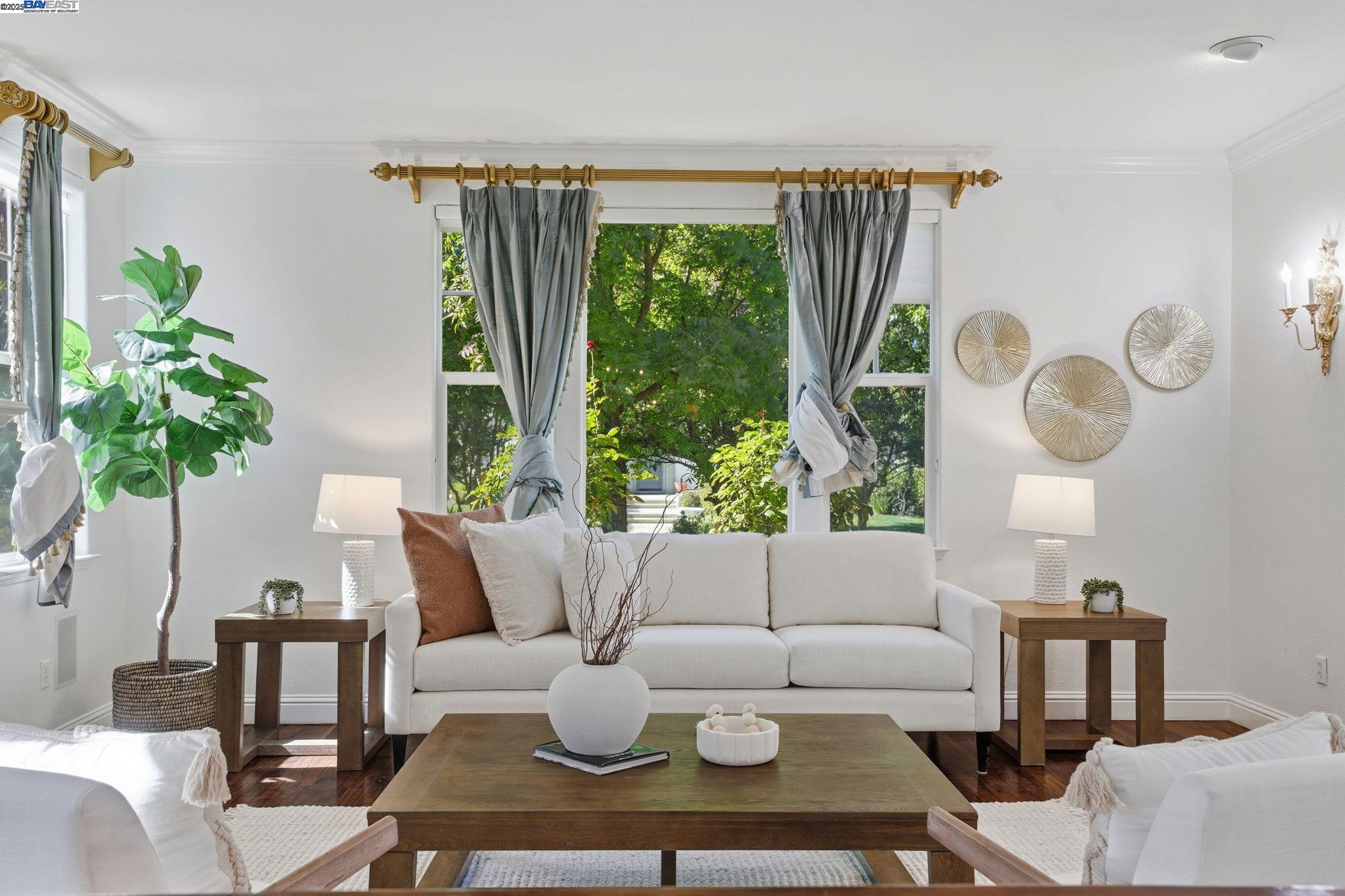 Detail Gallery Image 13 of 60 For 2662 St Helena Ct, Livermore,  CA 94550 - 5 Beds | 4 Baths