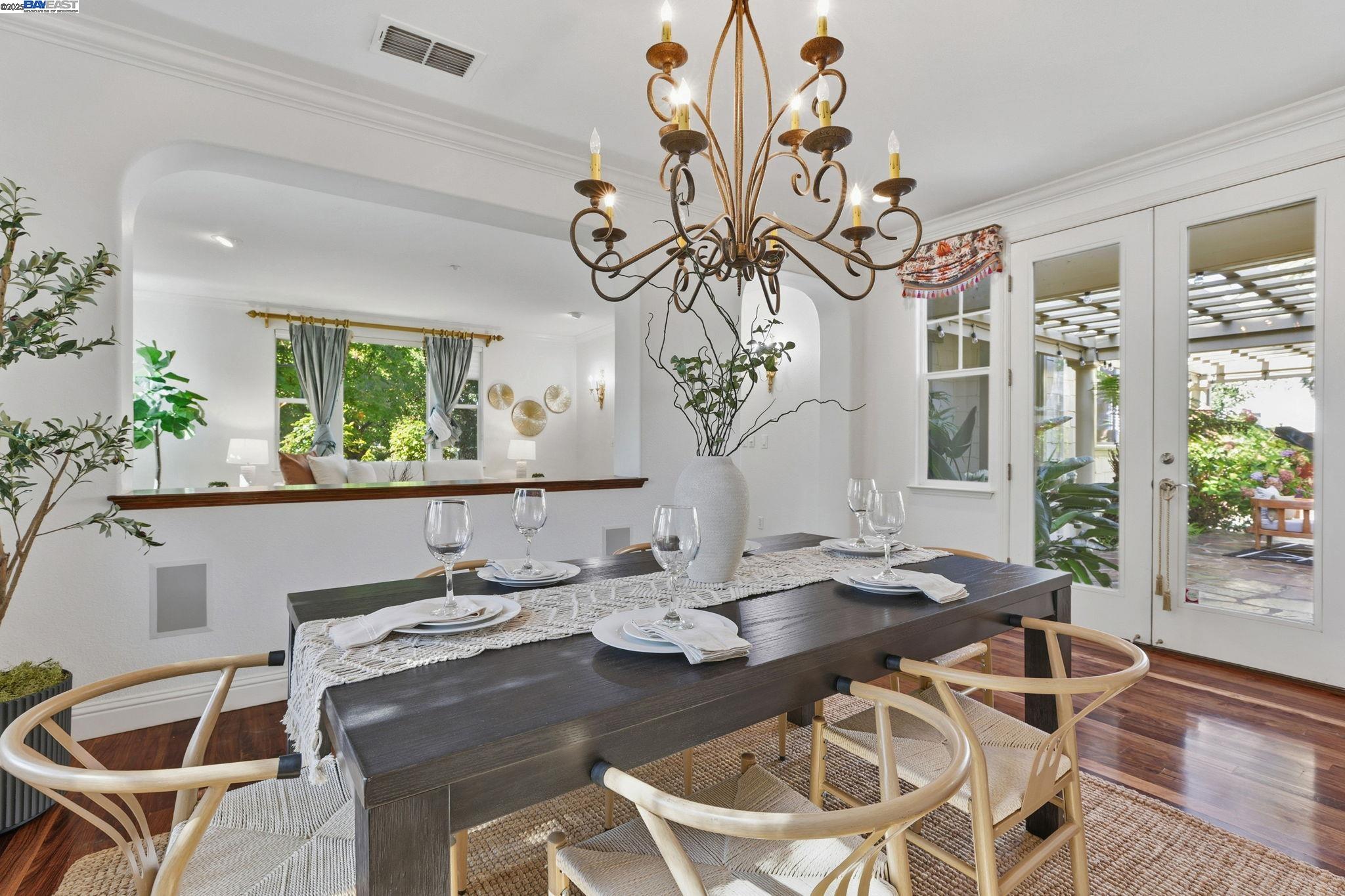 Detail Gallery Image 17 of 60 For 2662 St Helena Ct, Livermore,  CA 94550 - 5 Beds | 4 Baths