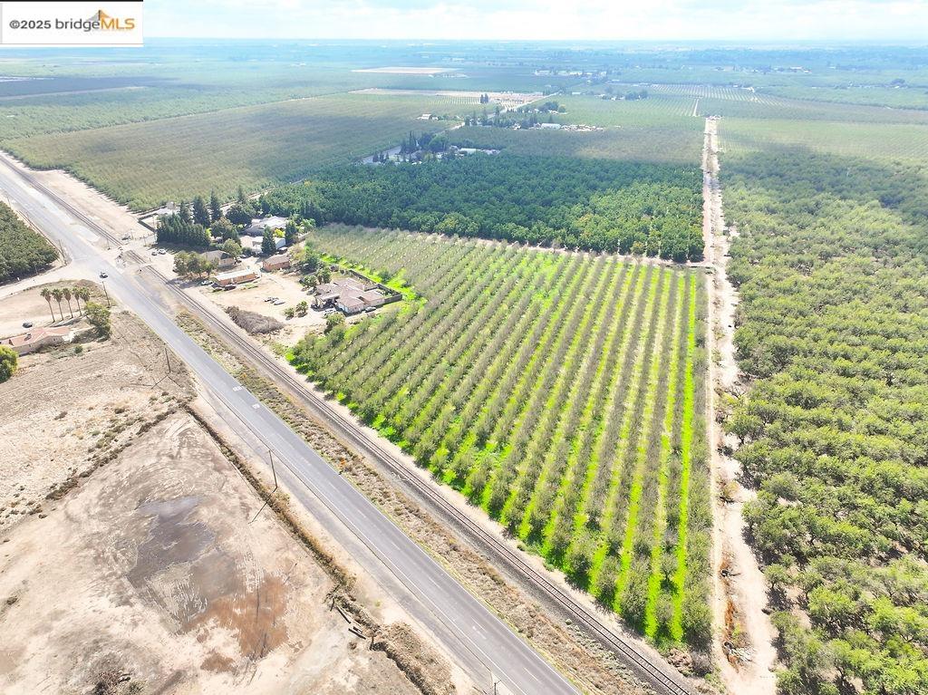 Detail Gallery Image 4 of 23 For 8190 French Camp Dr, Manteca,  CA 95336 - 10 Beds | 5 Baths
