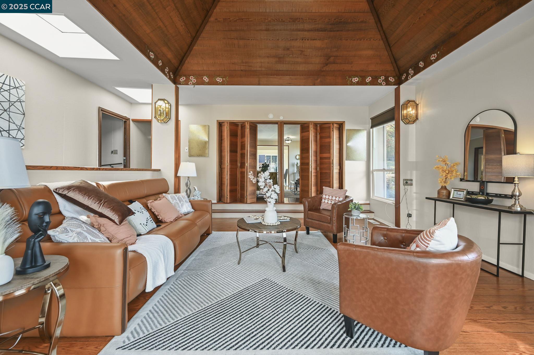 Detail Gallery Image 8 of 30 For 6524 Alta Vista Dr, El Cerrito,  CA 94530 - 3 Beds | 2 Baths