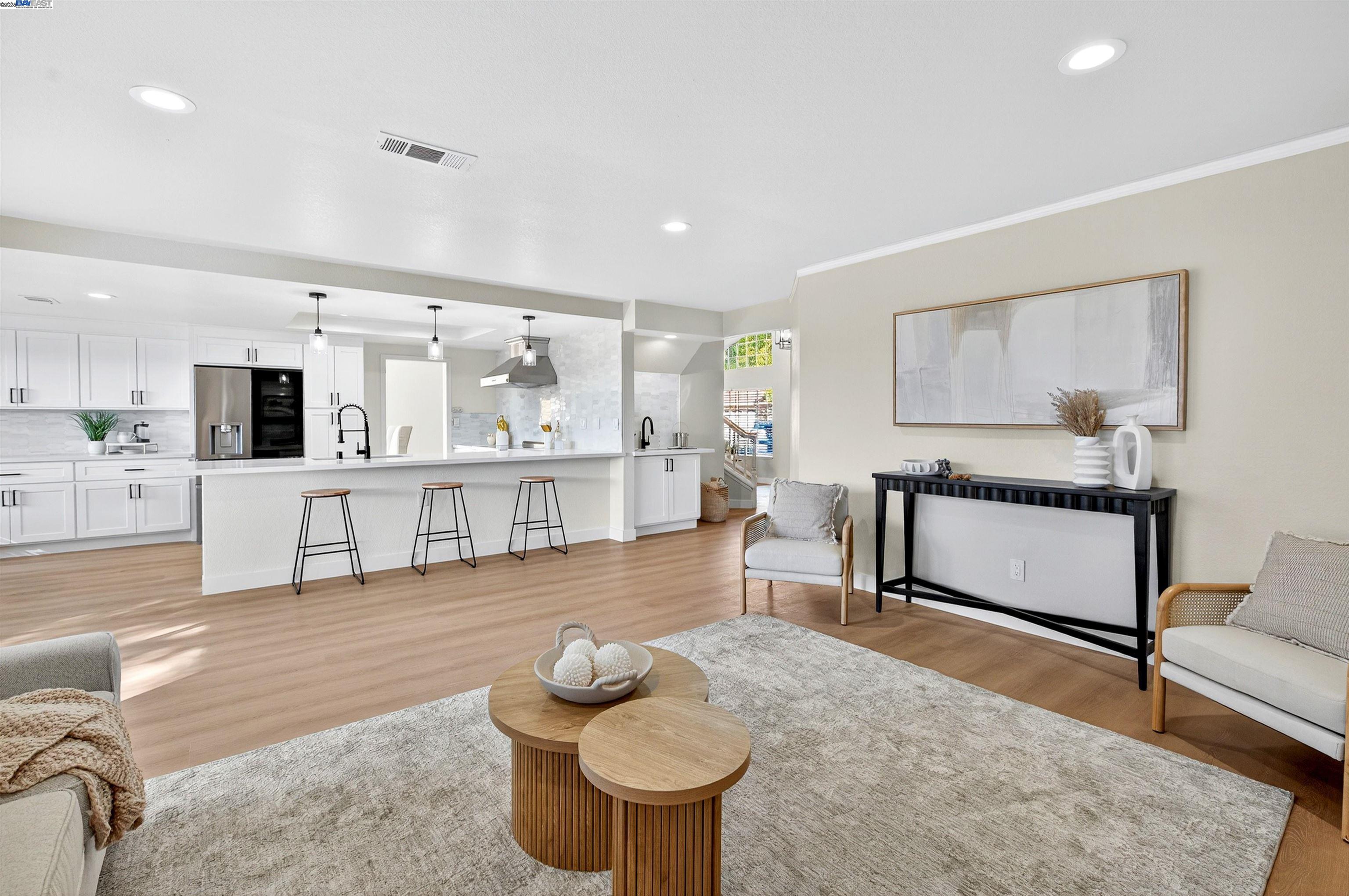 Detail Gallery Image 13 of 37 For 5075 Canyon Crest Dr, San Ramon,  CA 94582 - 4 Beds | 3 Baths