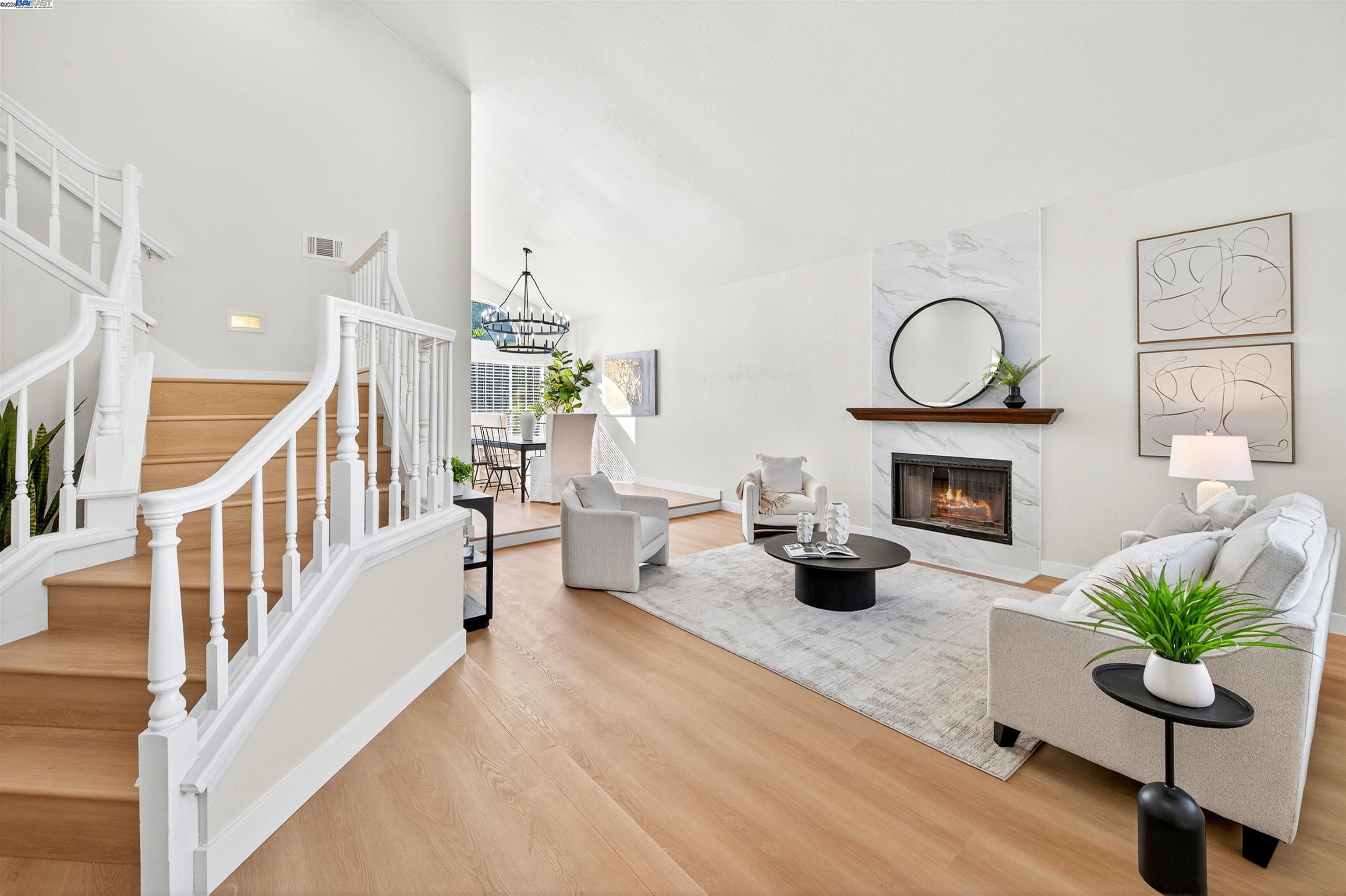 Detail Gallery Image 3 of 37 For 5075 Canyon Crest Dr, San Ramon,  CA 94582 - 4 Beds | 3 Baths