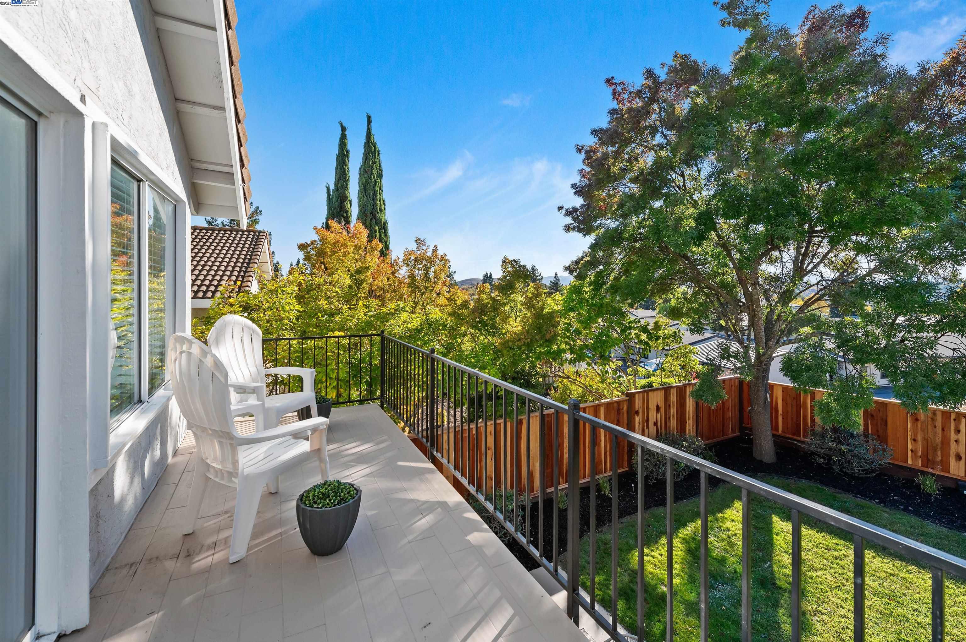 Detail Gallery Image 21 of 37 For 5075 Canyon Crest Dr, San Ramon,  CA 94582 - 4 Beds | 3 Baths