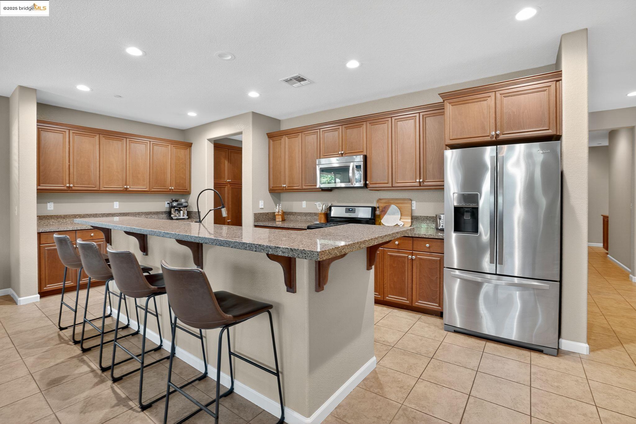 Detail Gallery Image 16 of 38 For 605 Mystic Ct, Discovery Bay,  CA 94505 - 3 Beds | 2 Baths