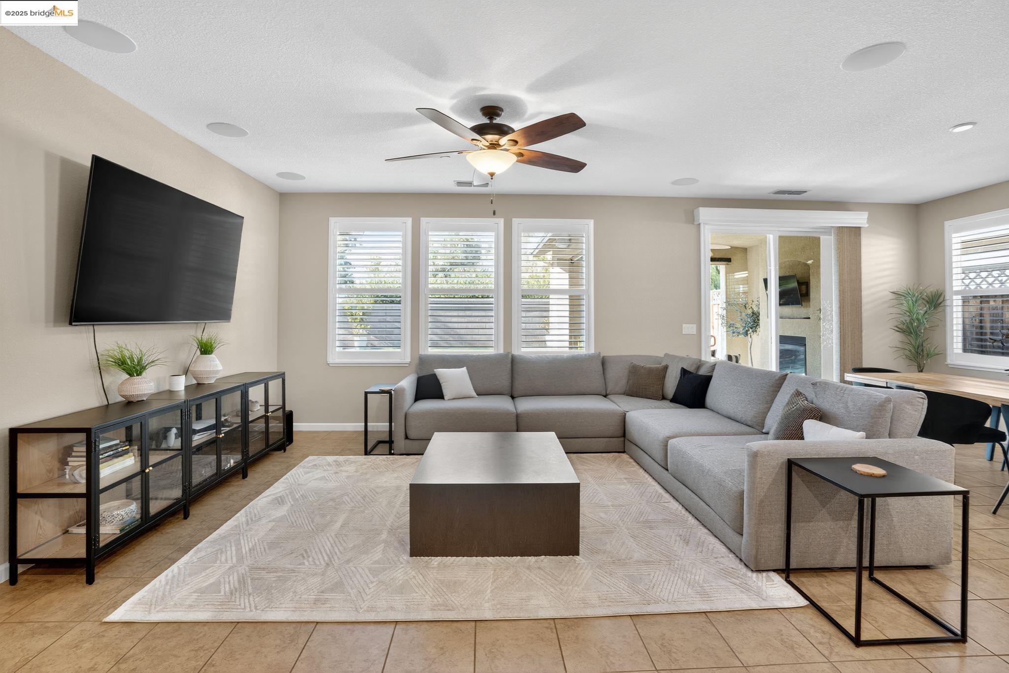 Detail Gallery Image 18 of 38 For 605 Mystic Ct, Discovery Bay,  CA 94505 - 3 Beds | 2 Baths