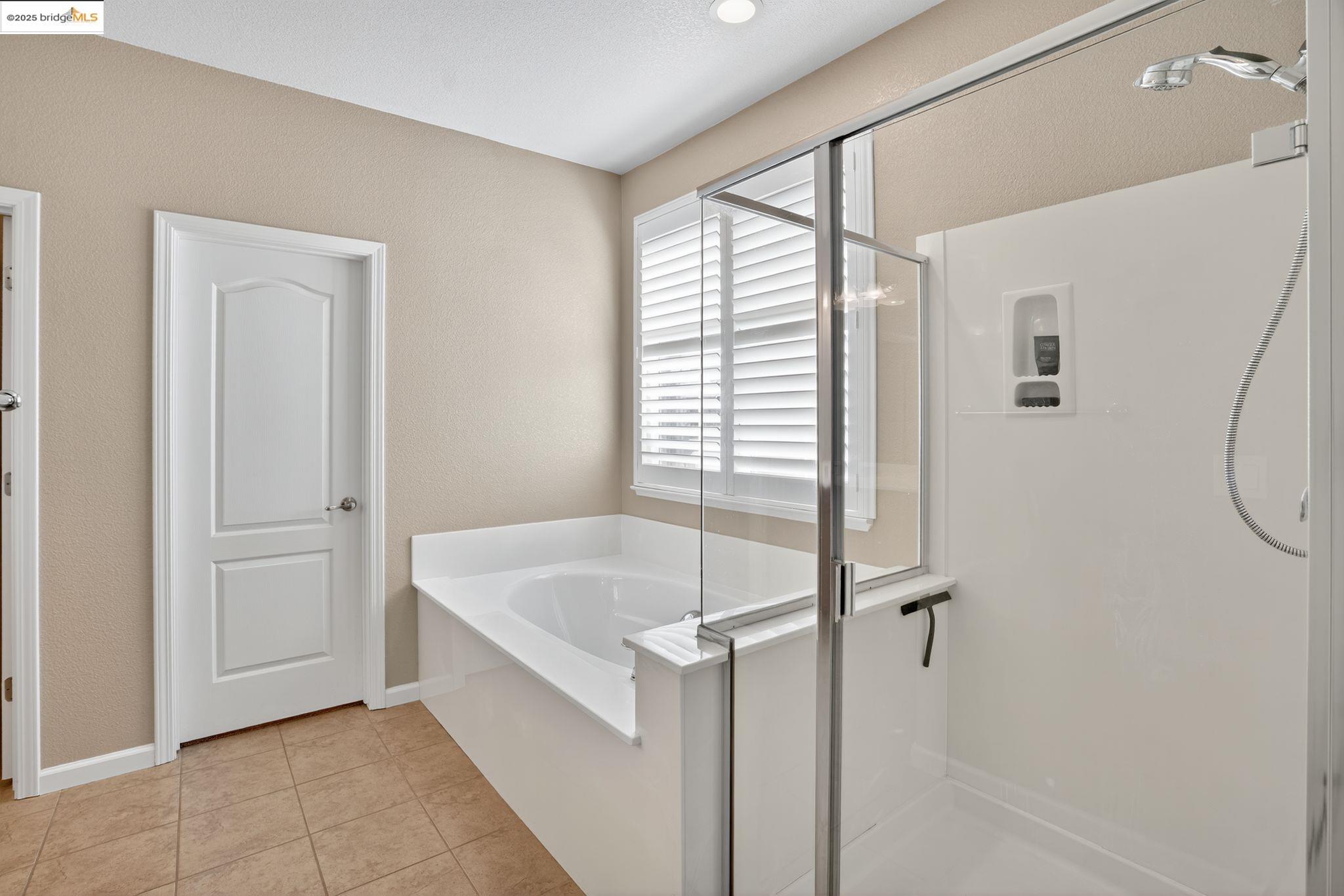 Detail Gallery Image 22 of 38 For 605 Mystic Ct, Discovery Bay,  CA 94505 - 3 Beds | 2 Baths