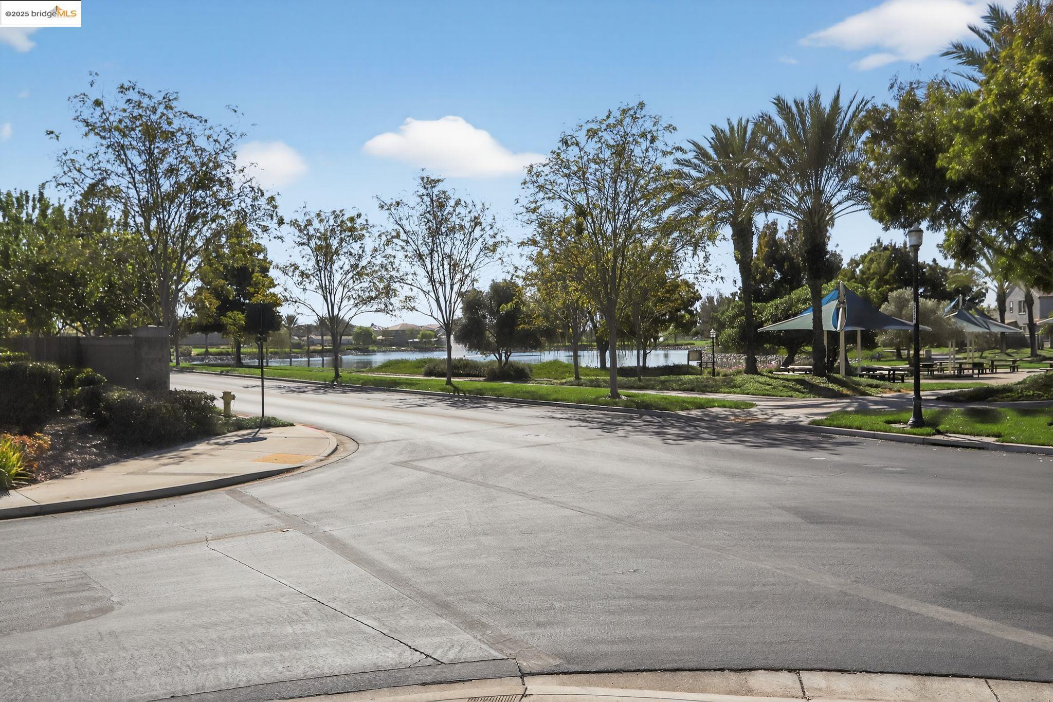 Detail Gallery Image 29 of 38 For 605 Mystic Ct, Discovery Bay,  CA 94505 - 3 Beds | 2 Baths